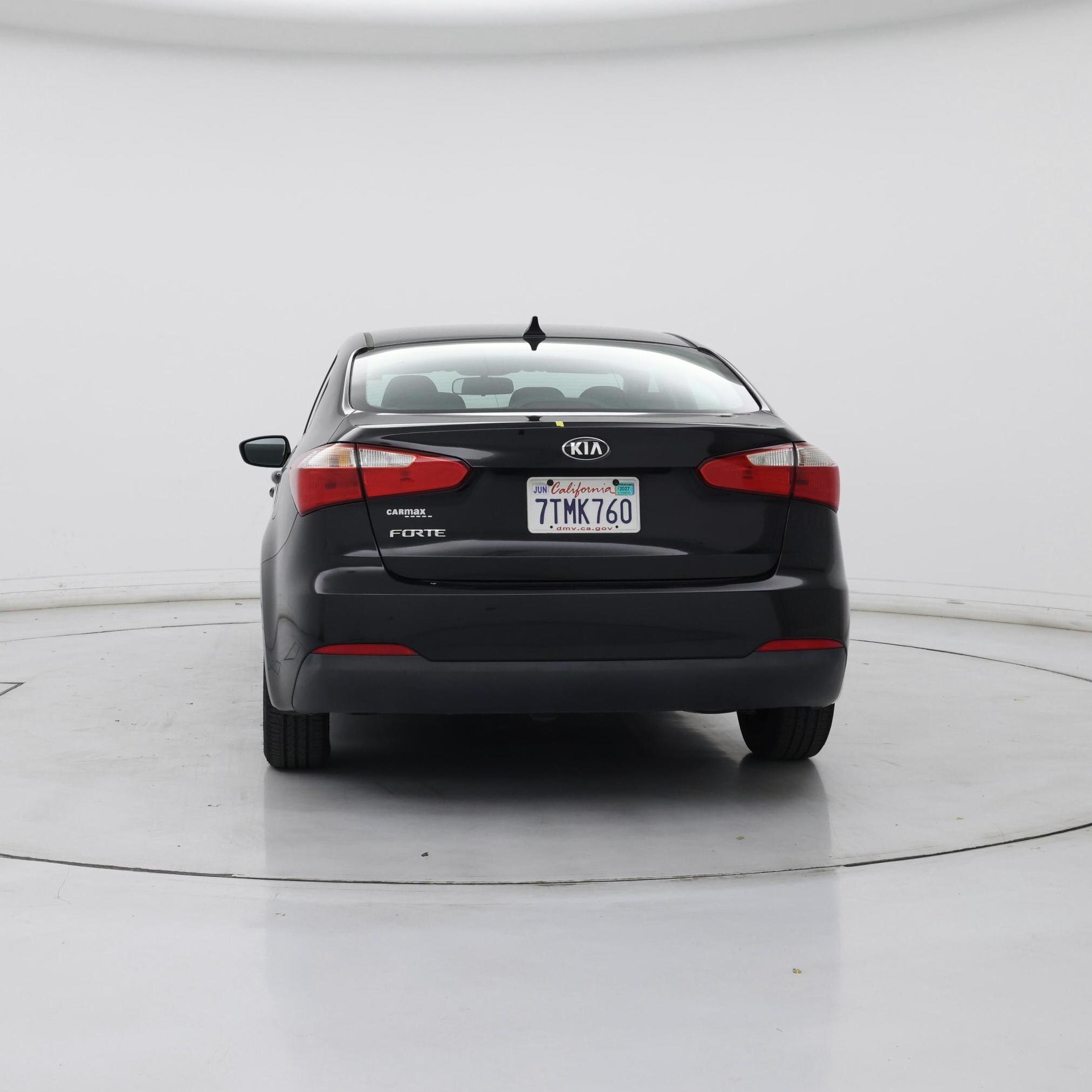 Thumbnail: 2016 Kia Forte - 6