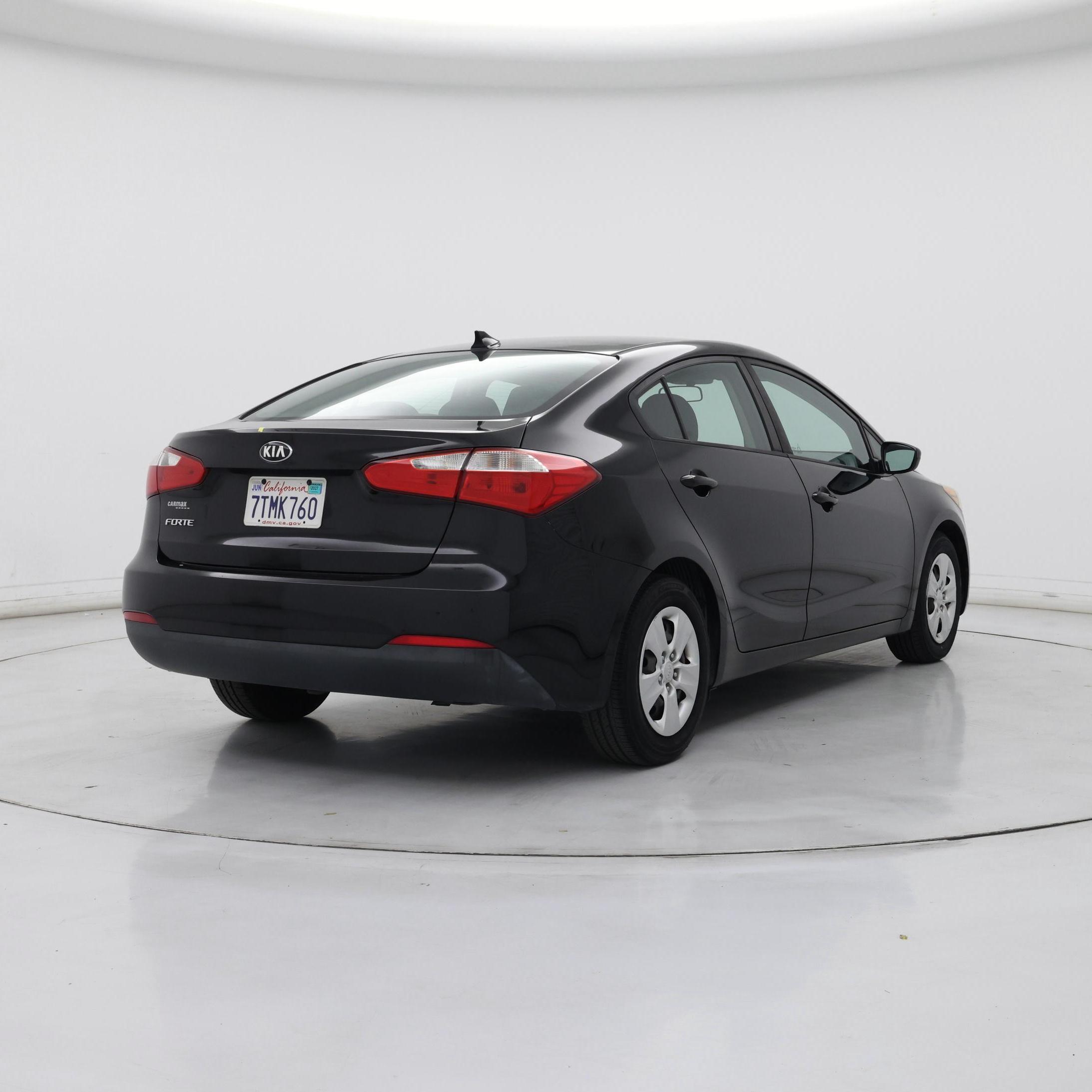 Thumbnail: 2016 Kia Forte - 8