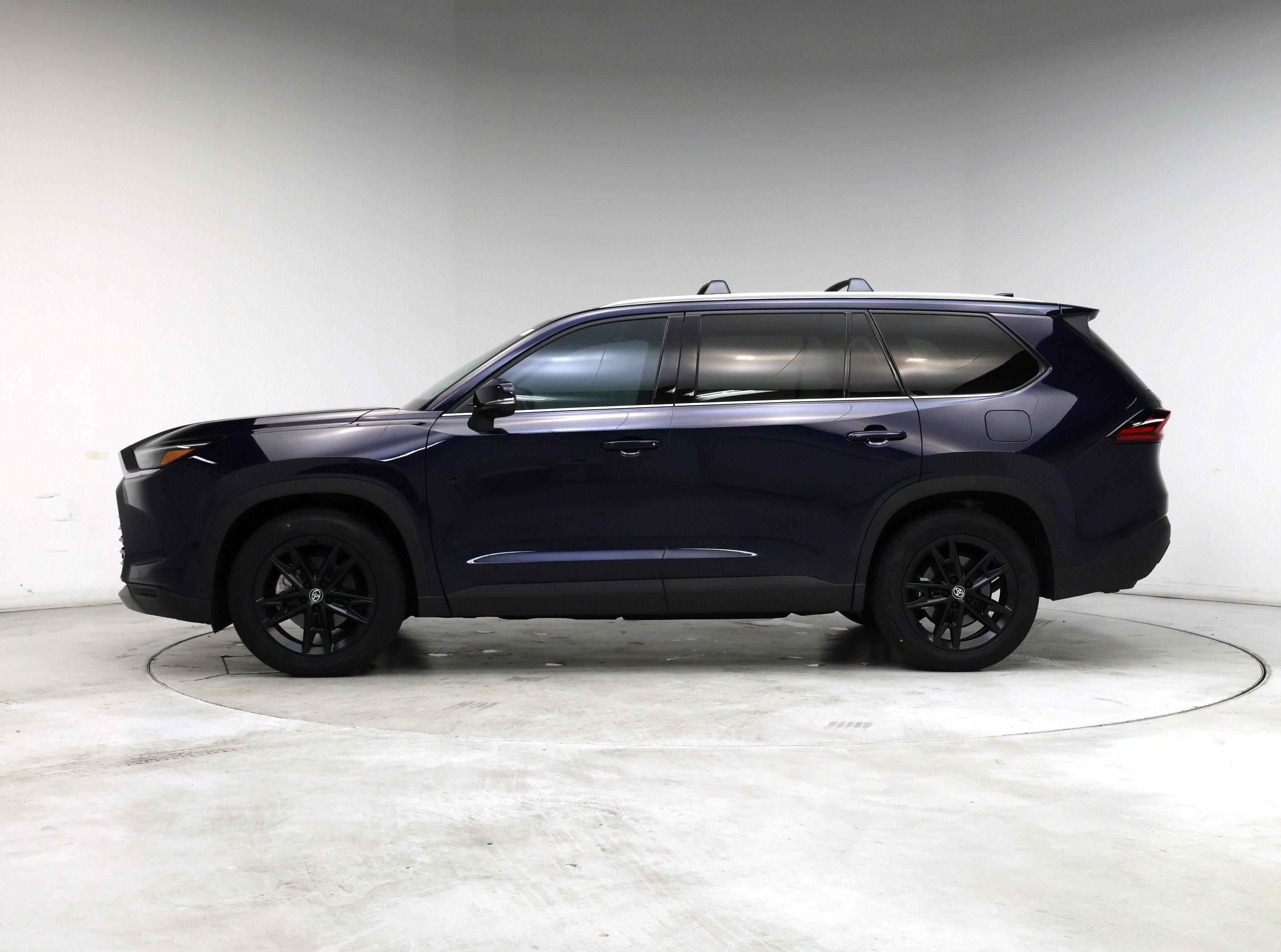 Thumbnail: 2026 Toyota Highlander - 3