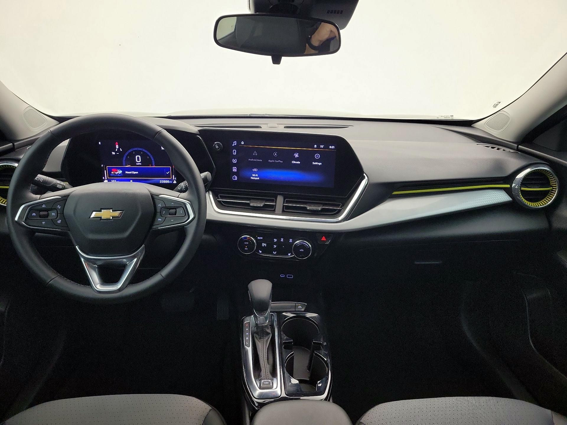 Thumbnail: 2024 Chevrolet Trax - 9