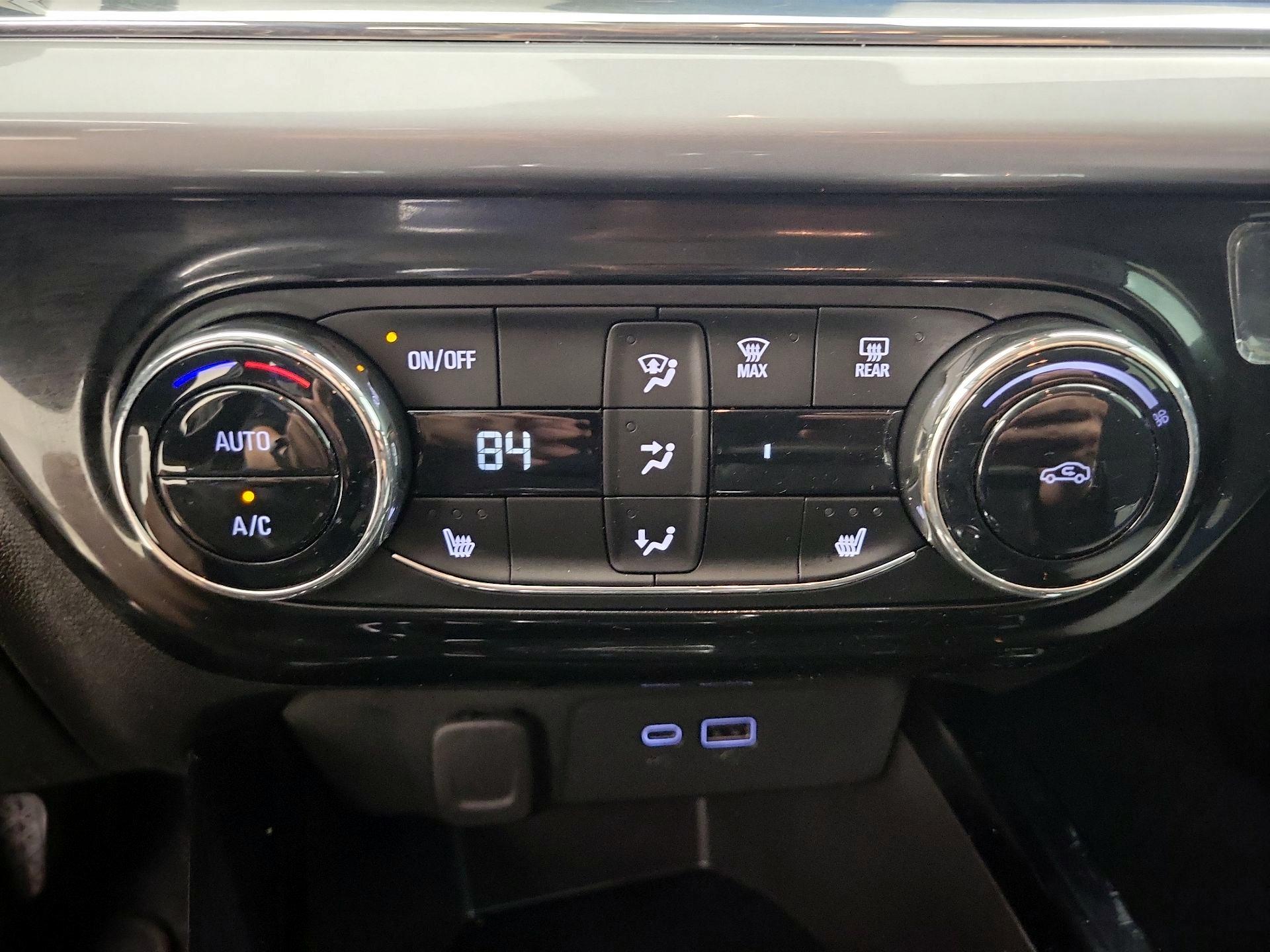 Thumbnail: 2024 Chevrolet Trax - 16