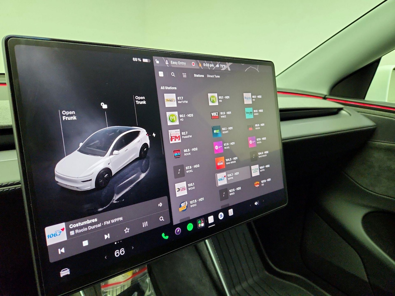 2026 Tesla Model Y Long Range - Photo 14