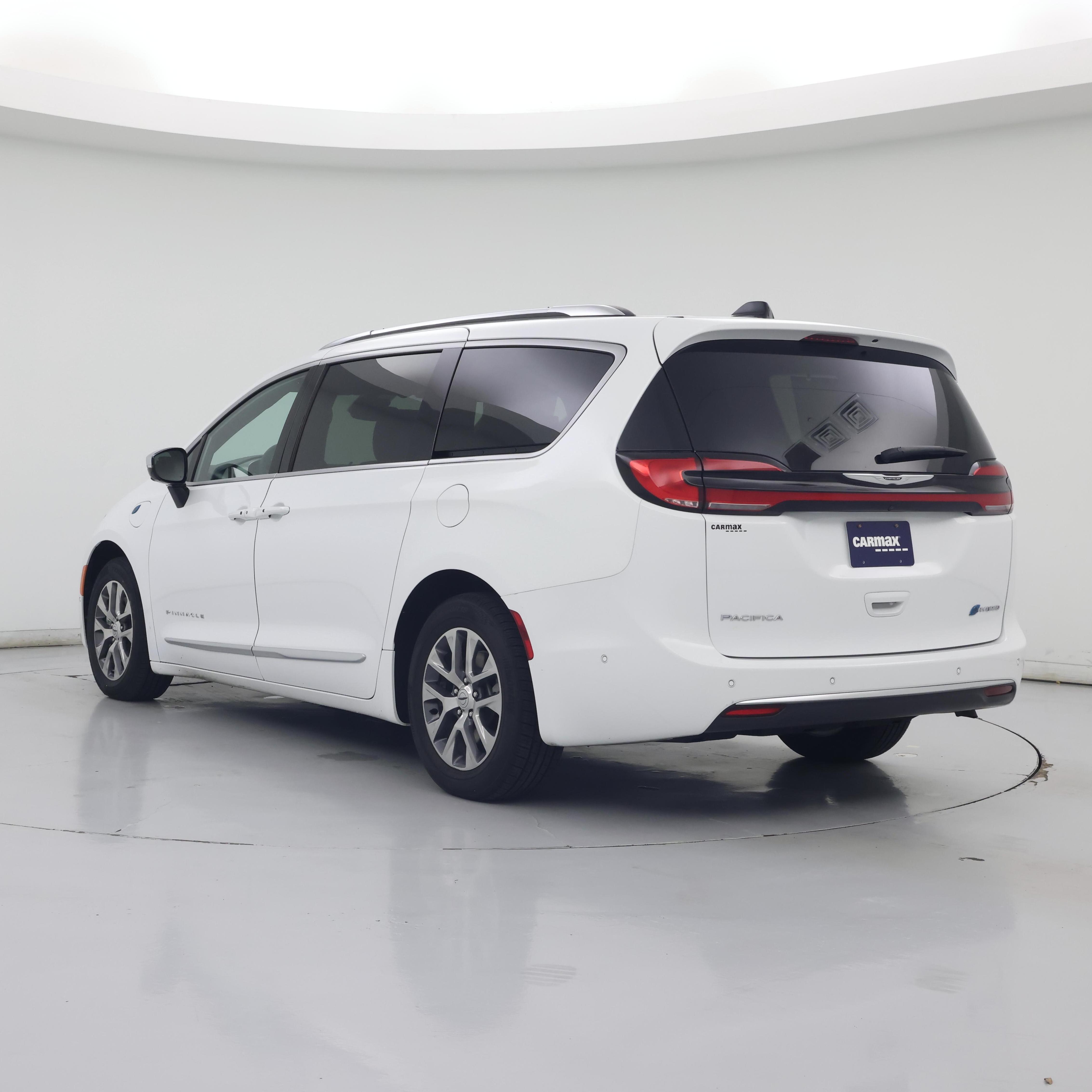Thumbnail: 2025 Chrysler Pacifica - 2