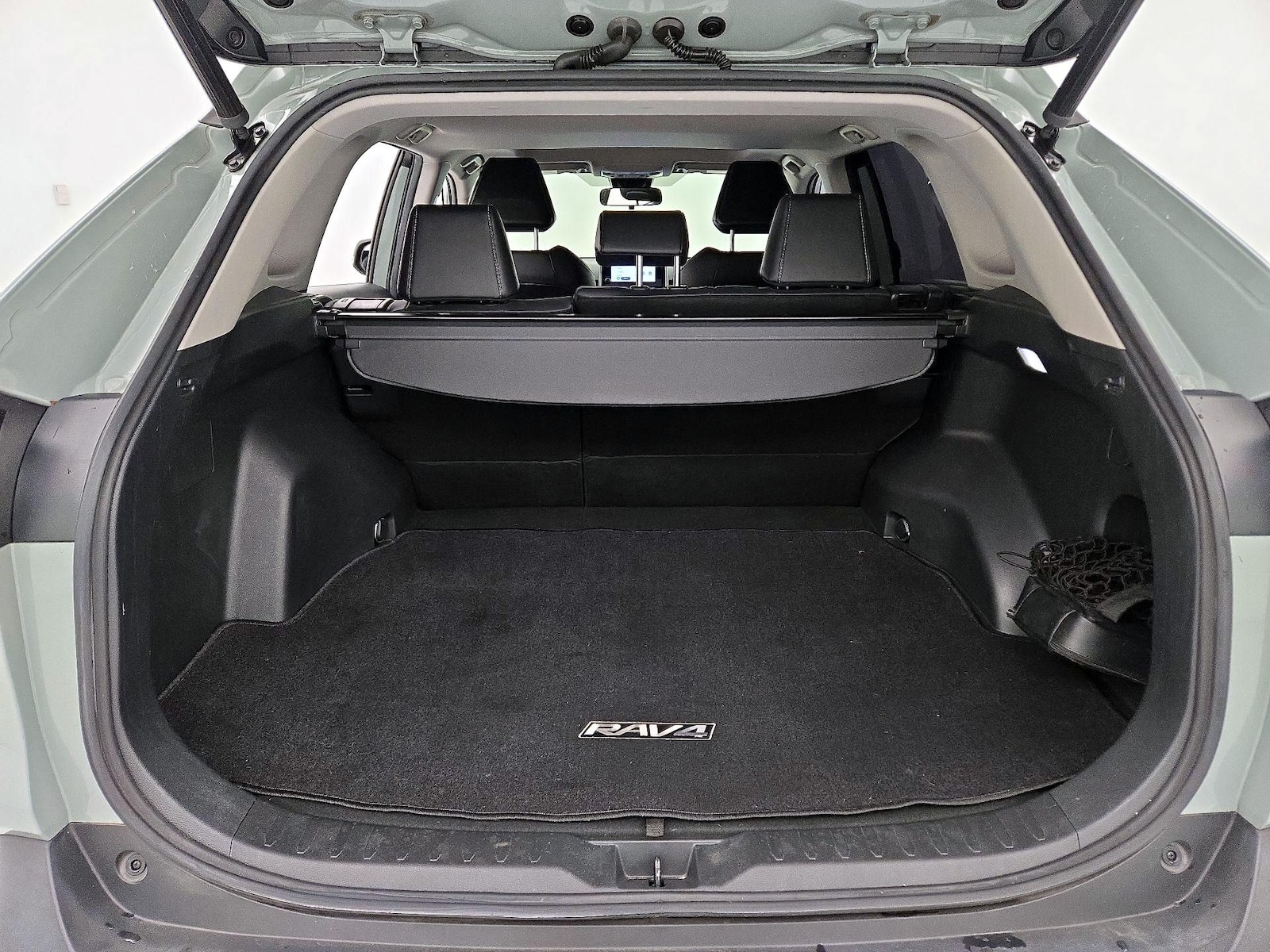 2023 Toyota RAV4 XLE Premium - Photo 22