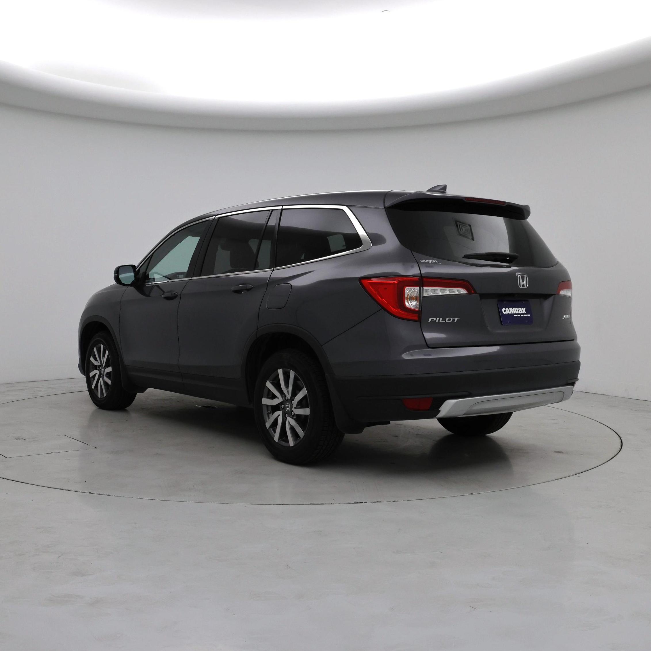 Thumbnail: 2019 Honda Pilot - 2