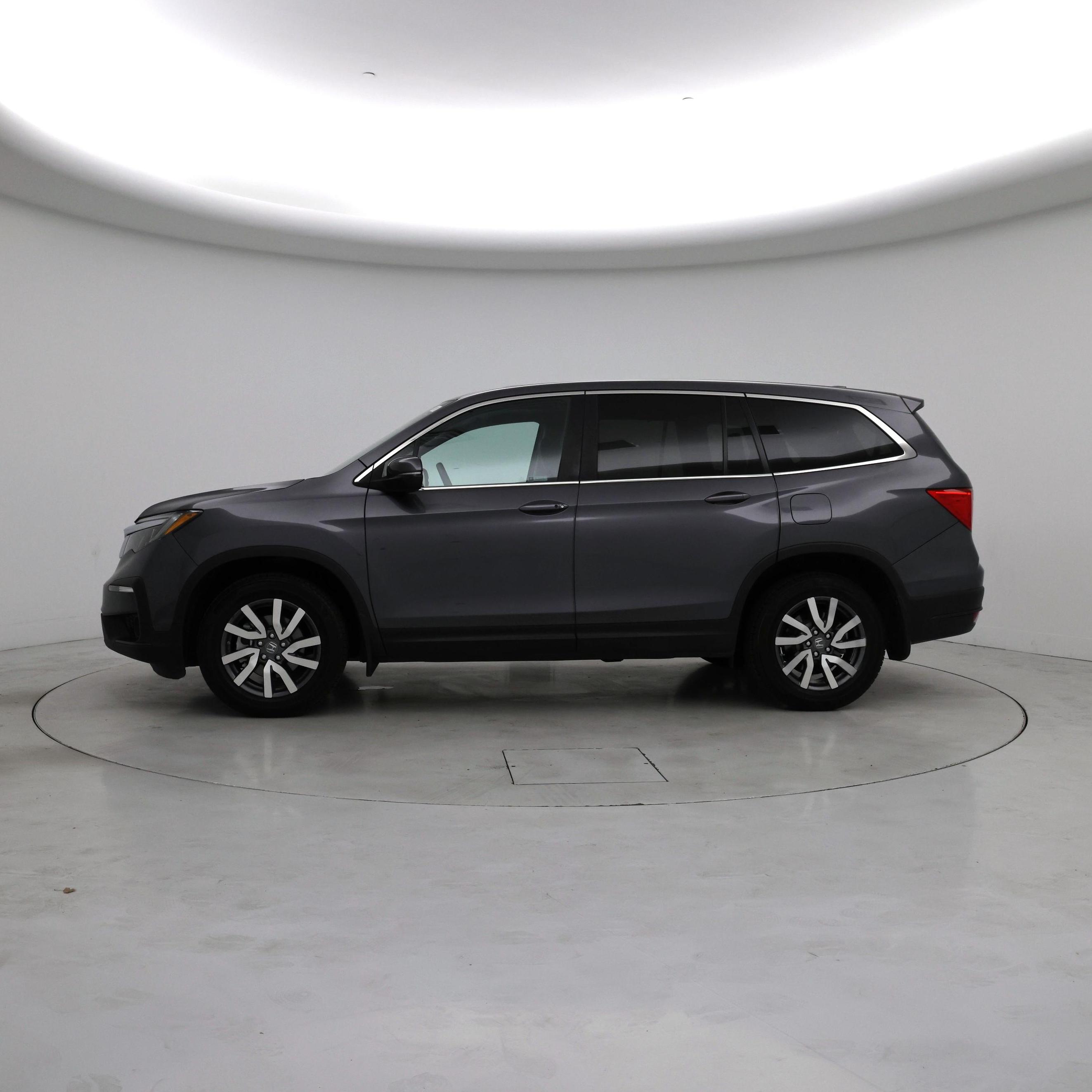 Thumbnail: 2019 Honda Pilot - 3