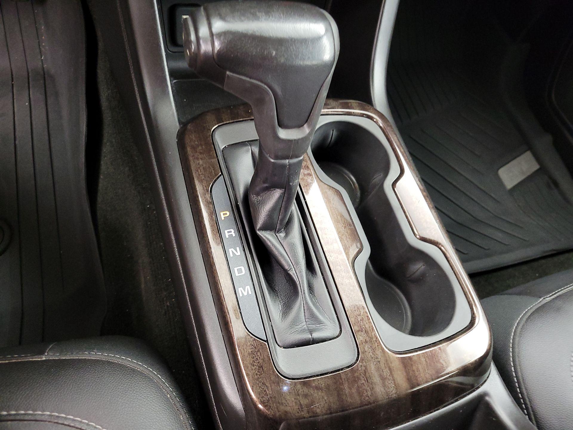 Thumbnail: 2016 GMC Canyon - 17