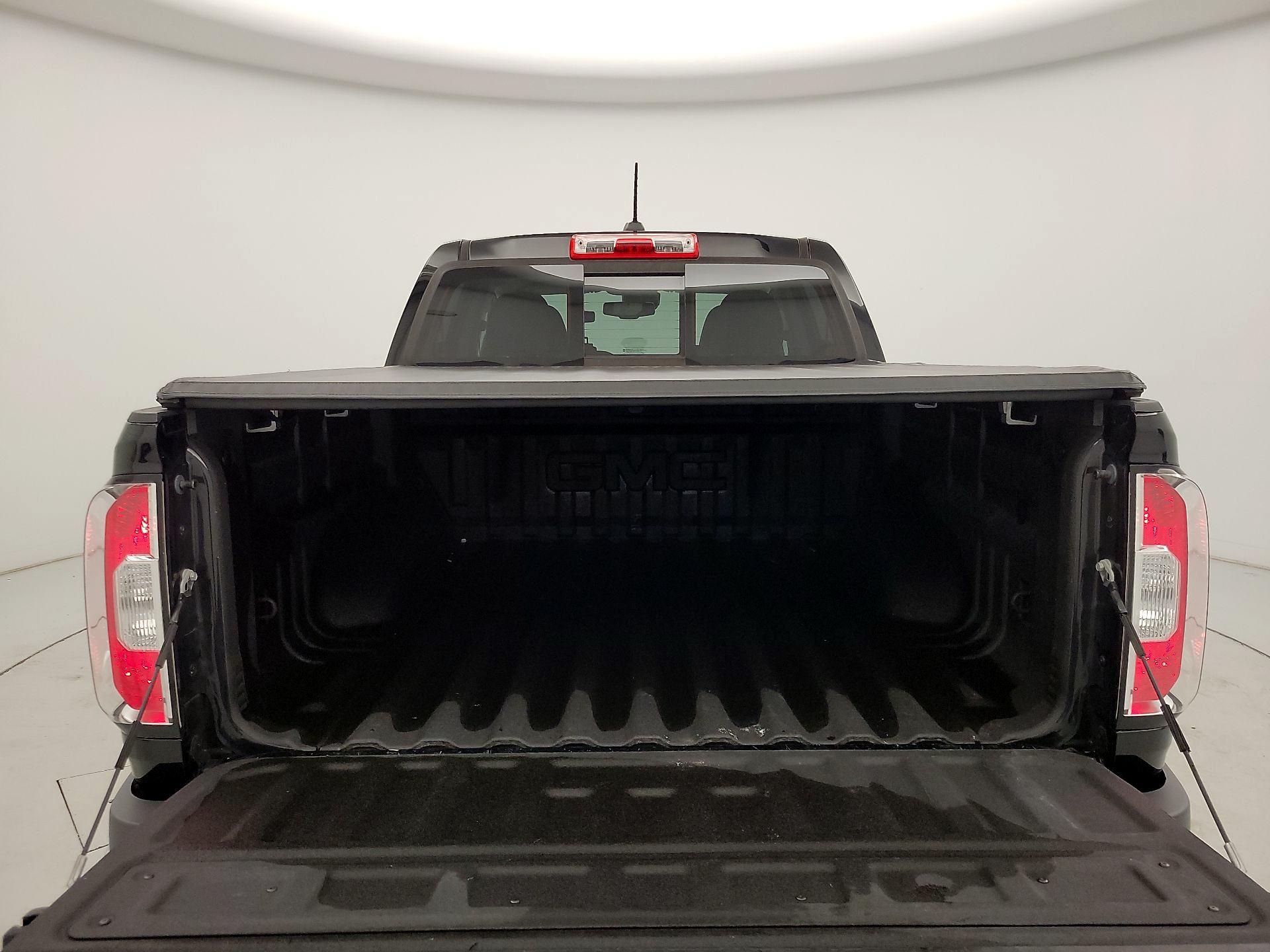 Thumbnail: 2016 GMC Canyon - 20