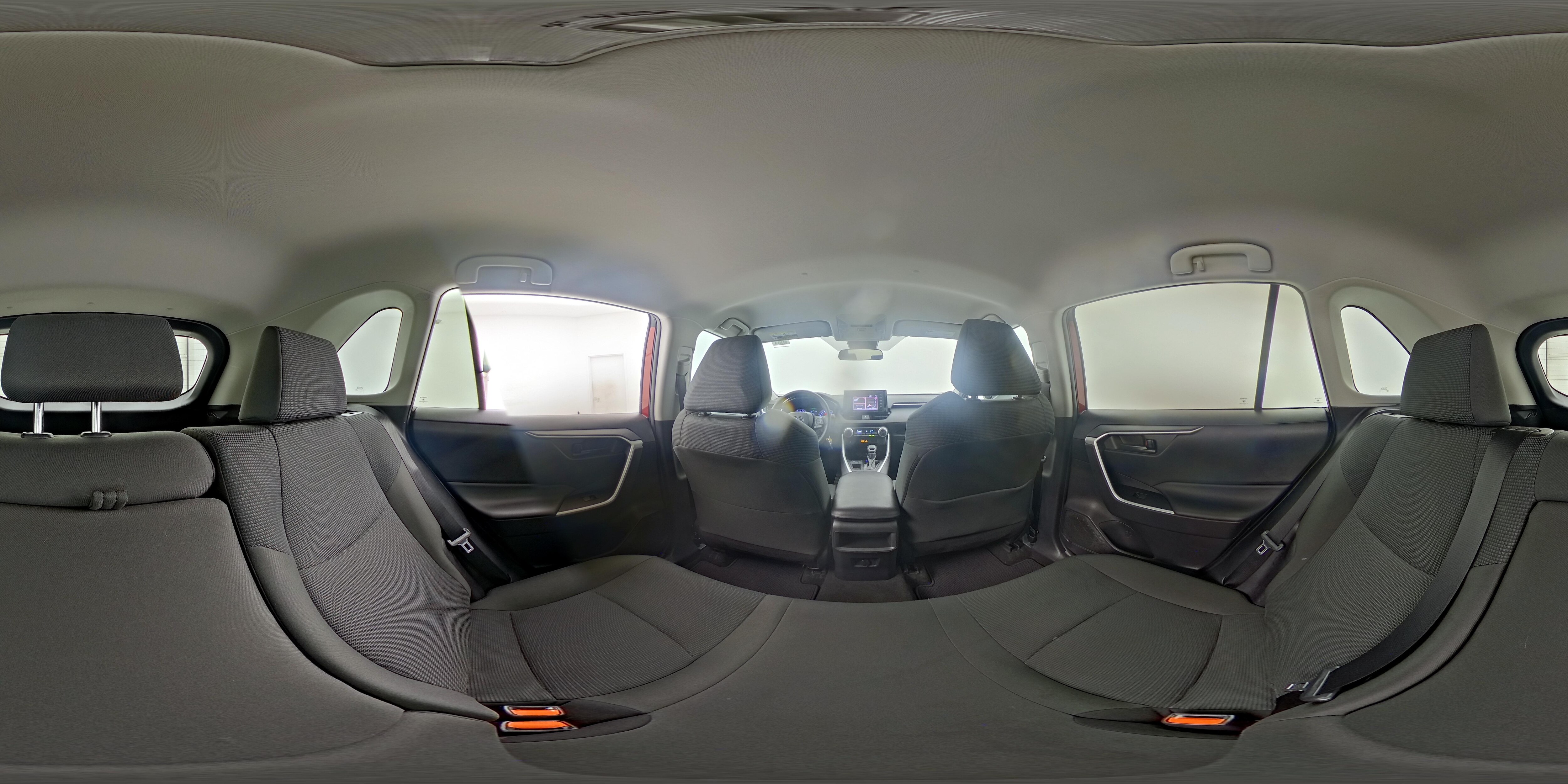 2020 Toyota RAV4 LE - Photo 25
