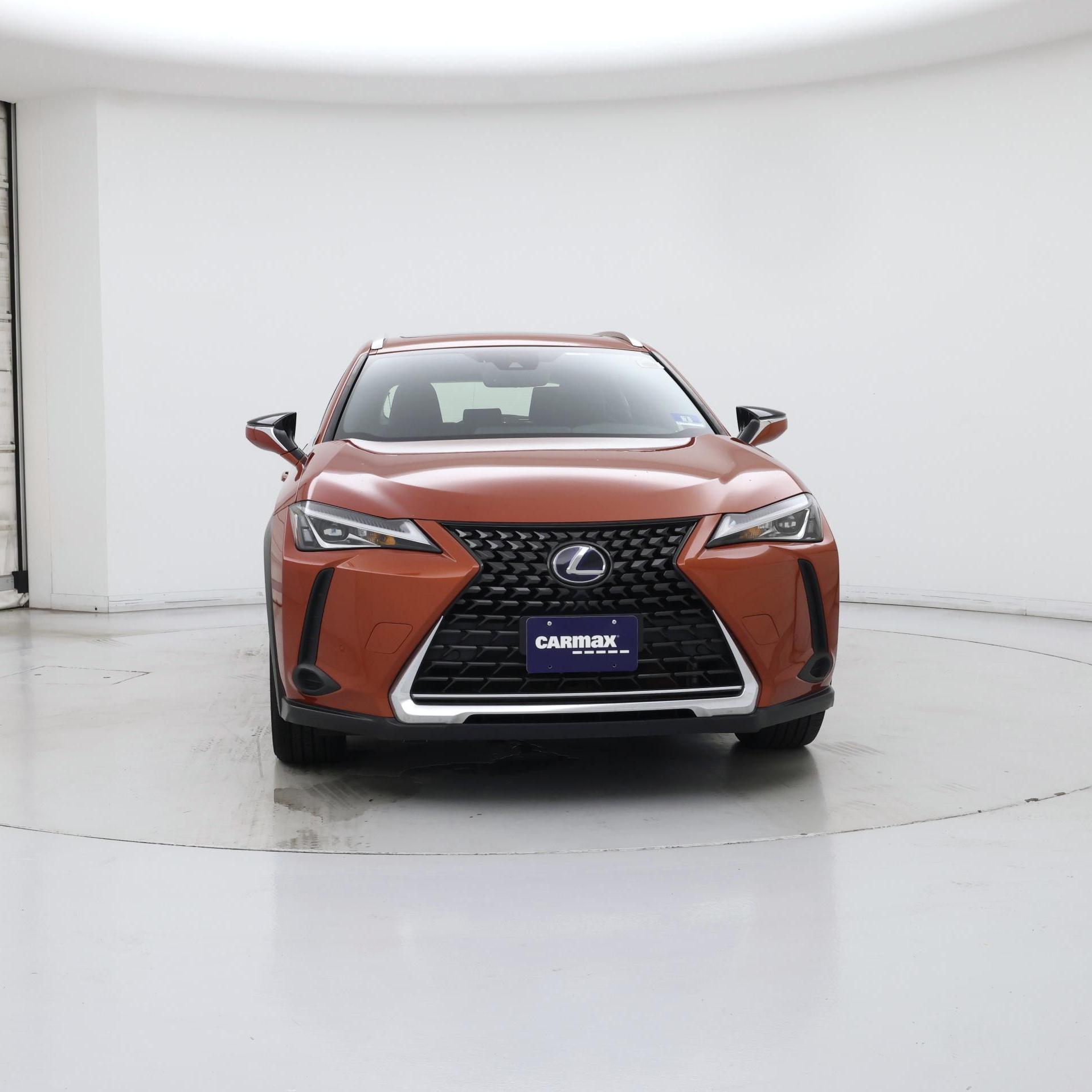 Thumbnail: 2019 Lexus UX - 5