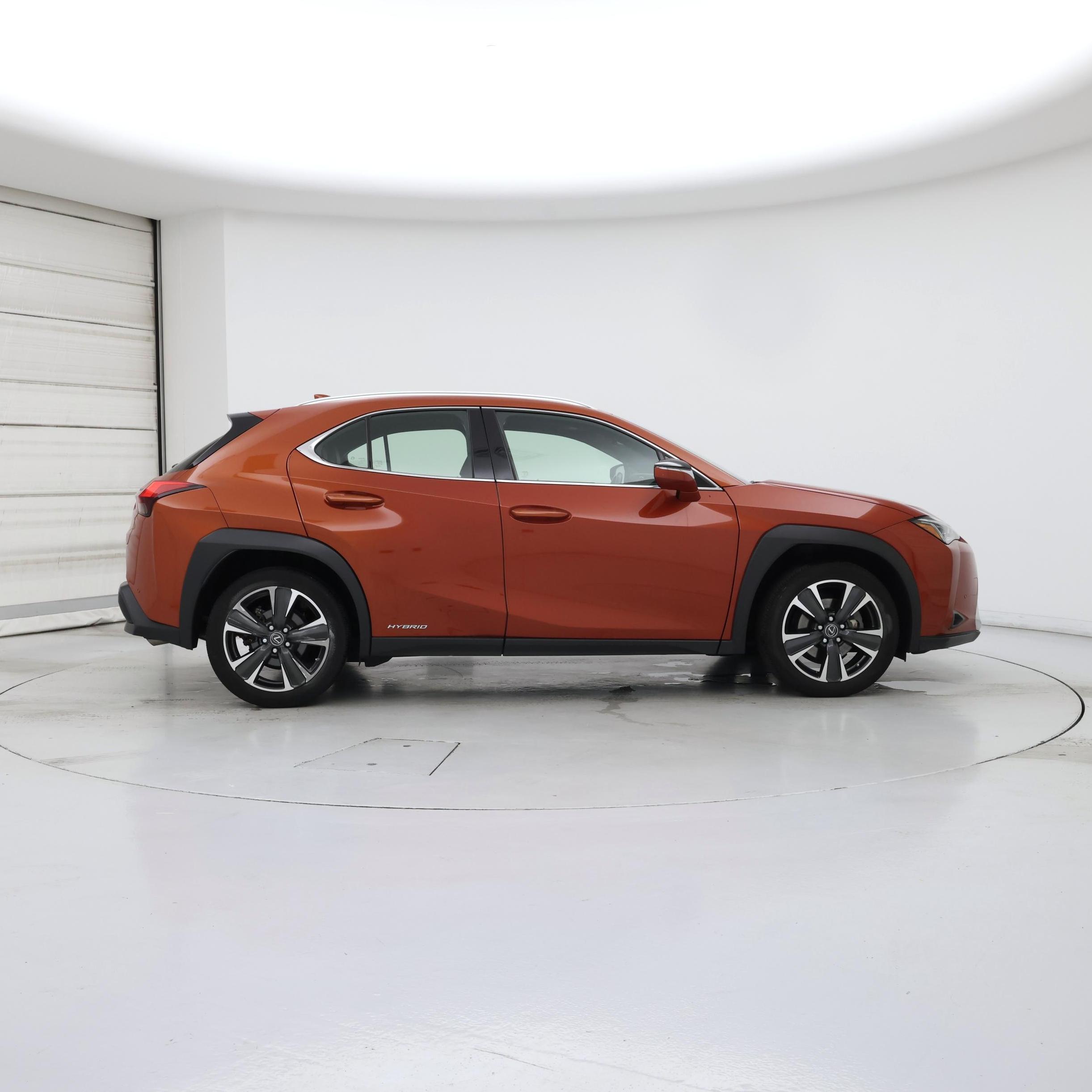 Thumbnail: 2019 Lexus UX - 7
