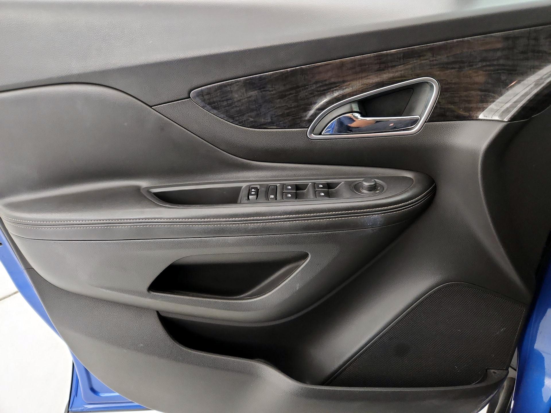 Thumbnail: 2015 Buick Encore - 12