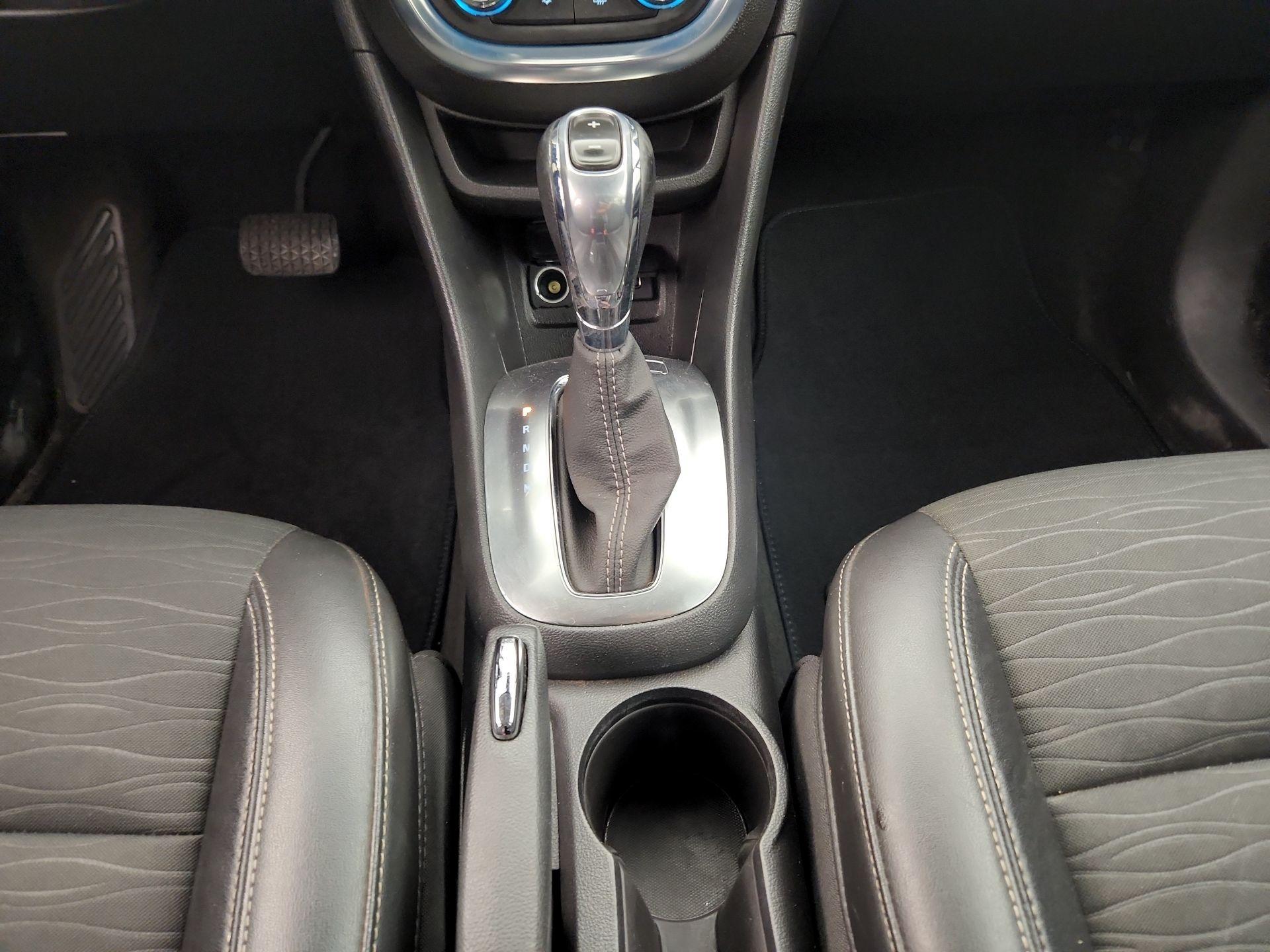 Thumbnail: 2015 Buick Encore - 17