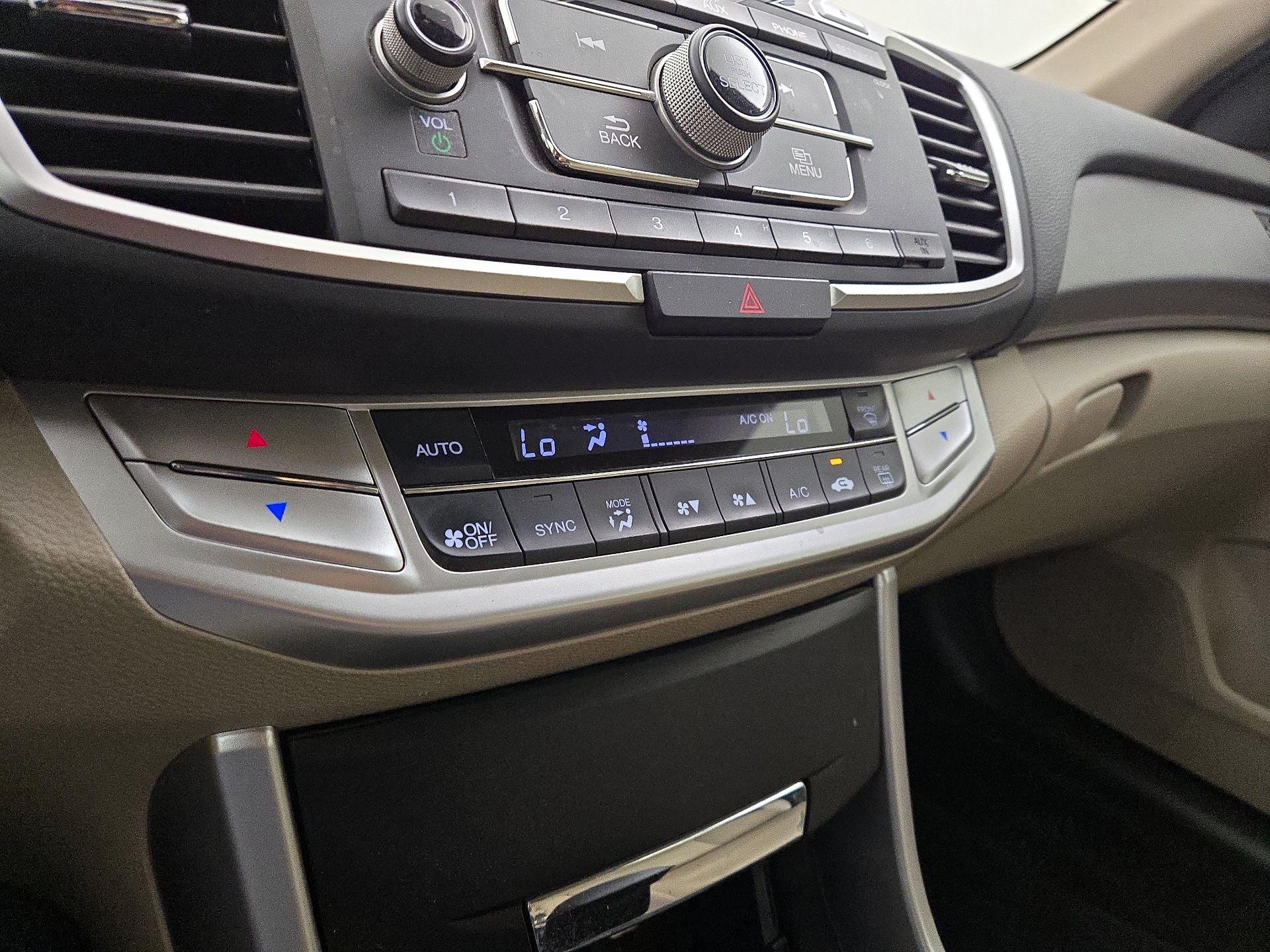 Thumbnail: 2014 Honda Accord - 16