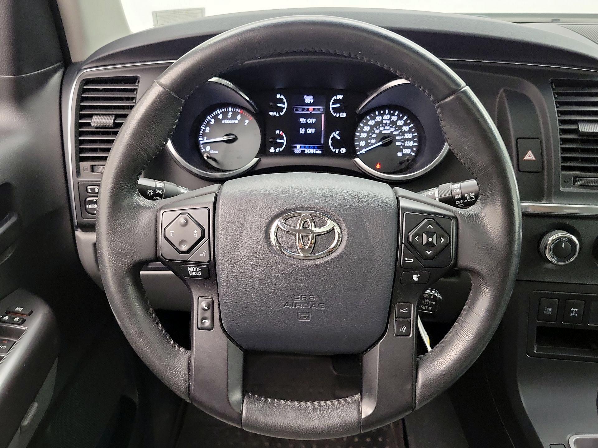 Thumbnail: 2019 Toyota Sequoia - 10