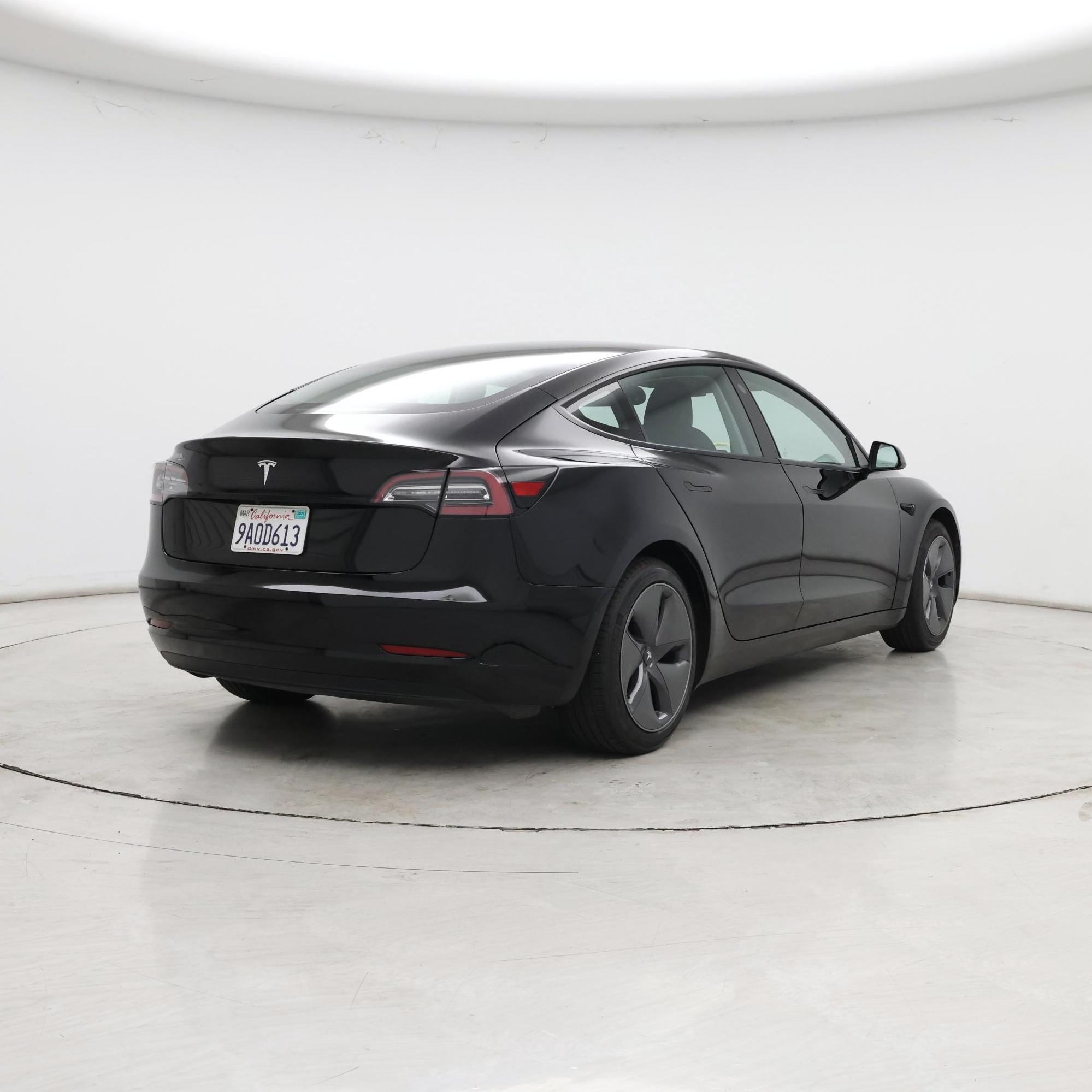 Thumbnail: 2022 Tesla Model 3 - 8