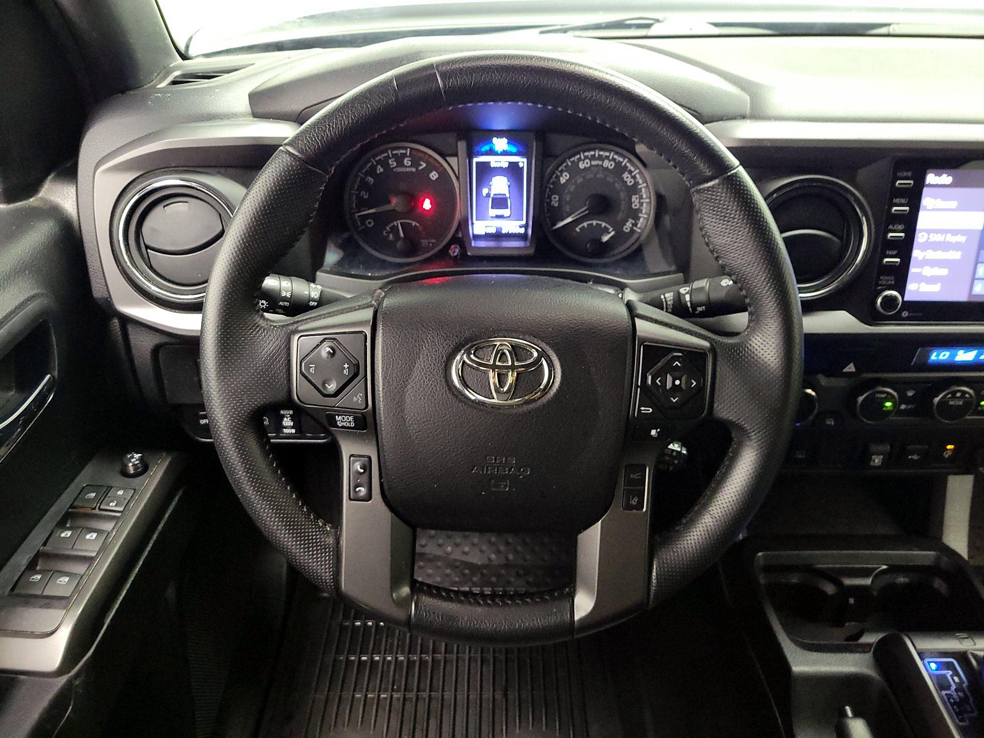 Thumbnail: 2021 Toyota Tacoma - 10