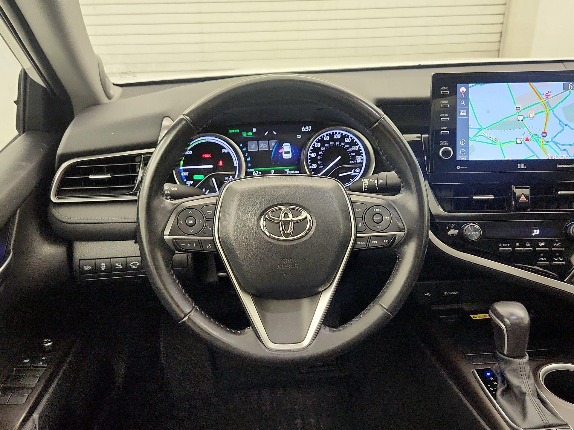 Thumbnail: 2022 Toyota Camry - 10