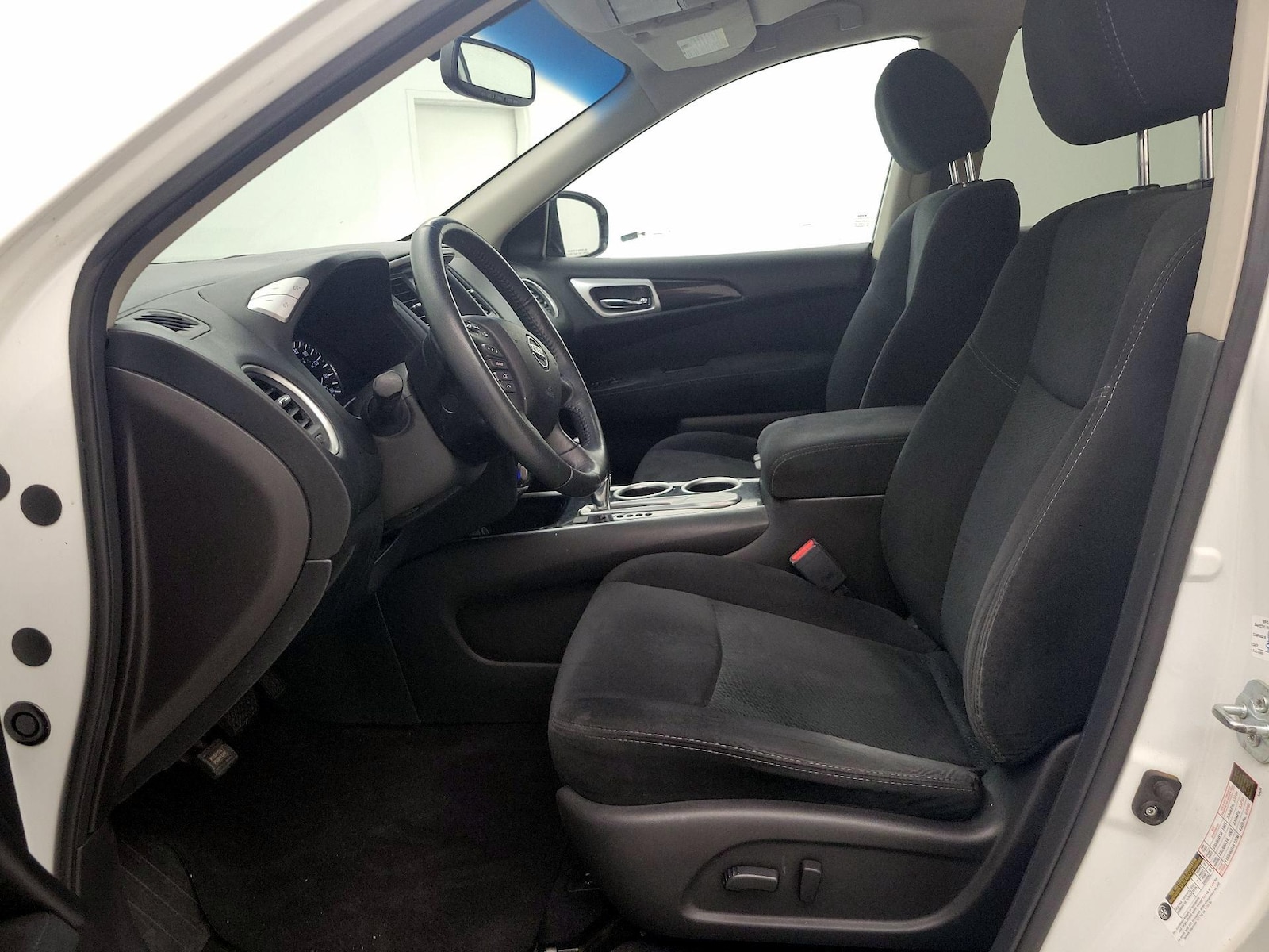 Power Seat(s) & Side Airbags