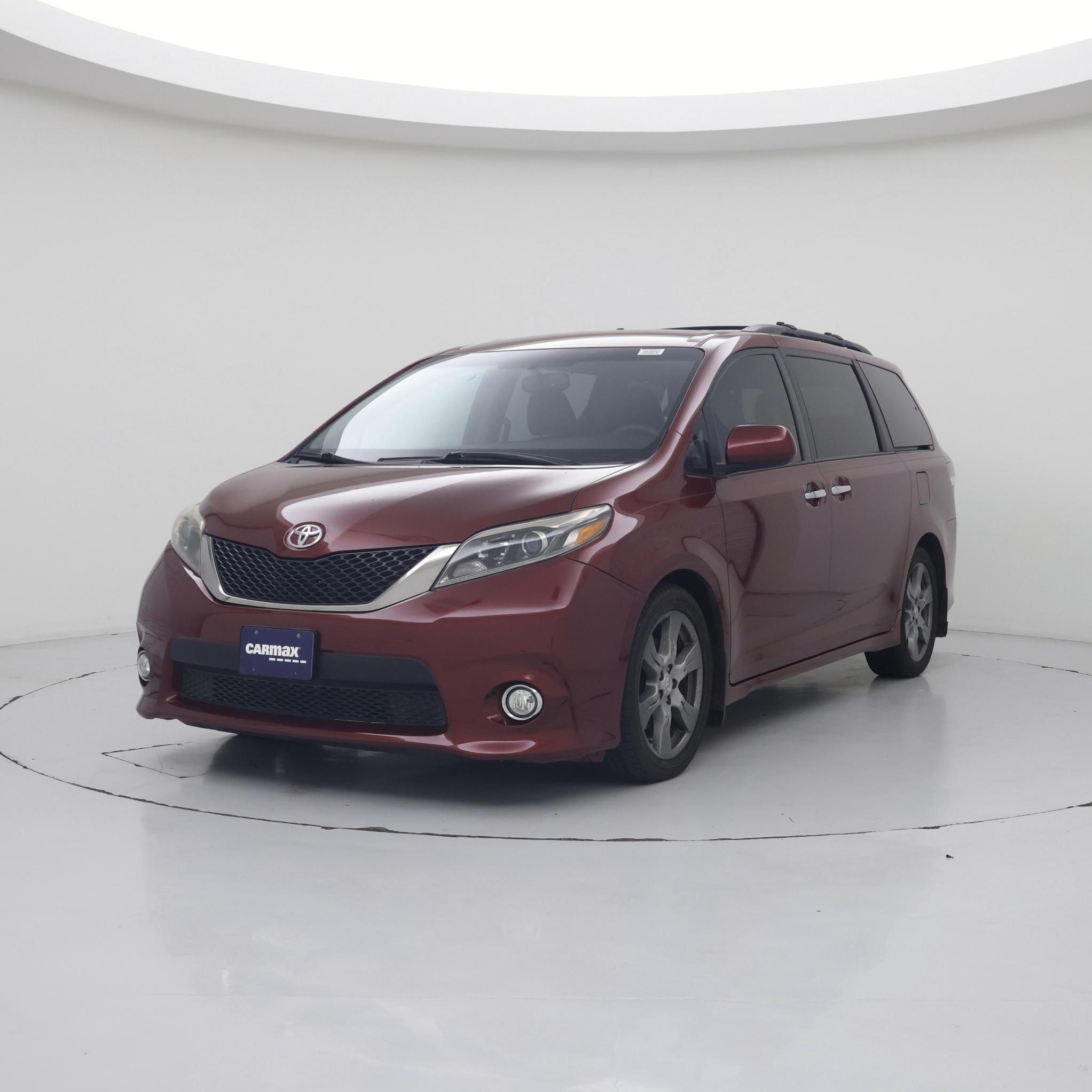 Thumbnail: 2017 Toyota Sienna - 4