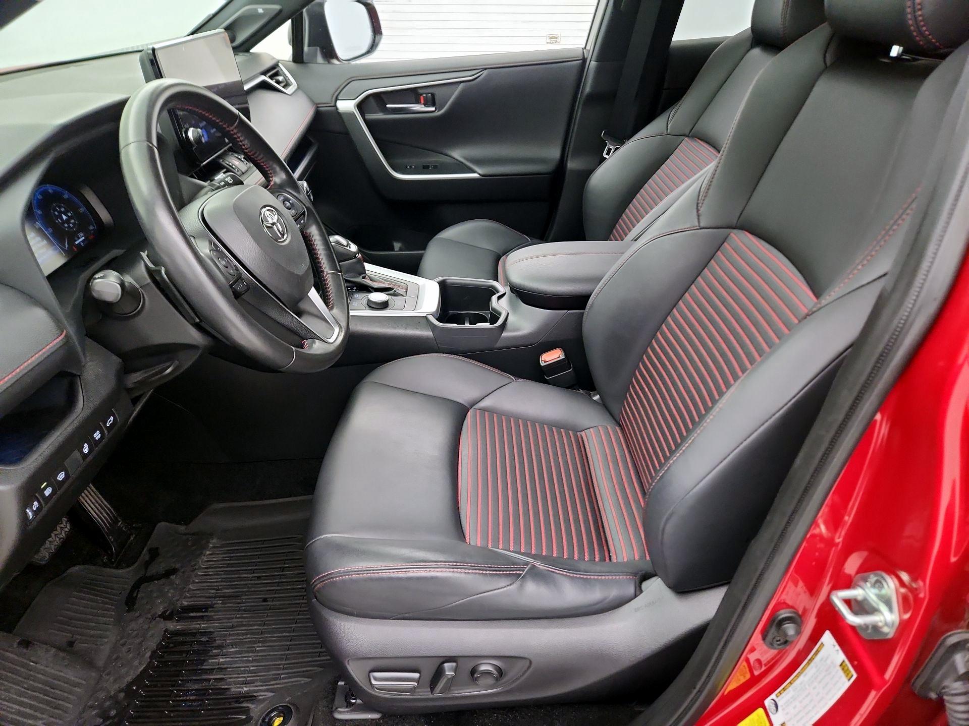 Thumbnail: 2023 Toyota RAV4 - 11