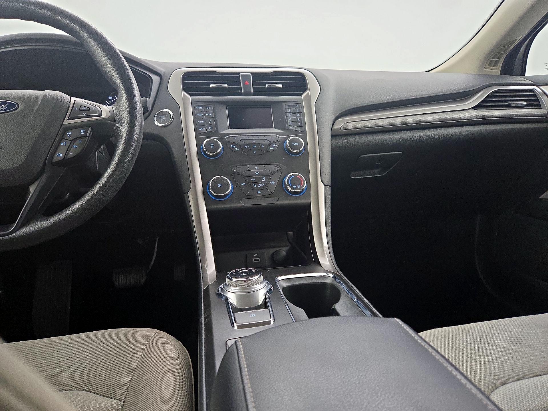 Thumbnail: 2019 Ford Fusion - 9
