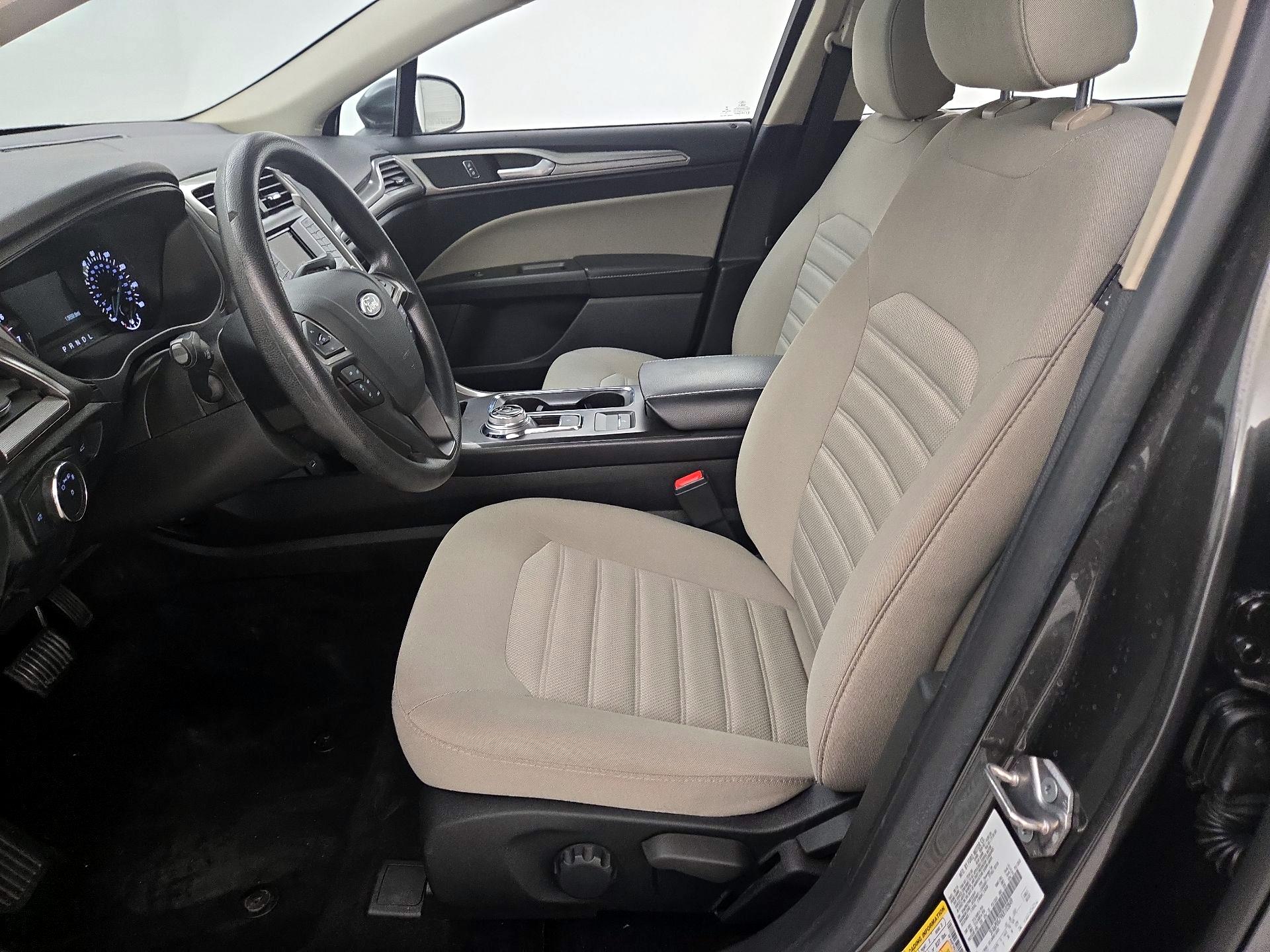 Thumbnail: 2019 Ford Fusion - 11