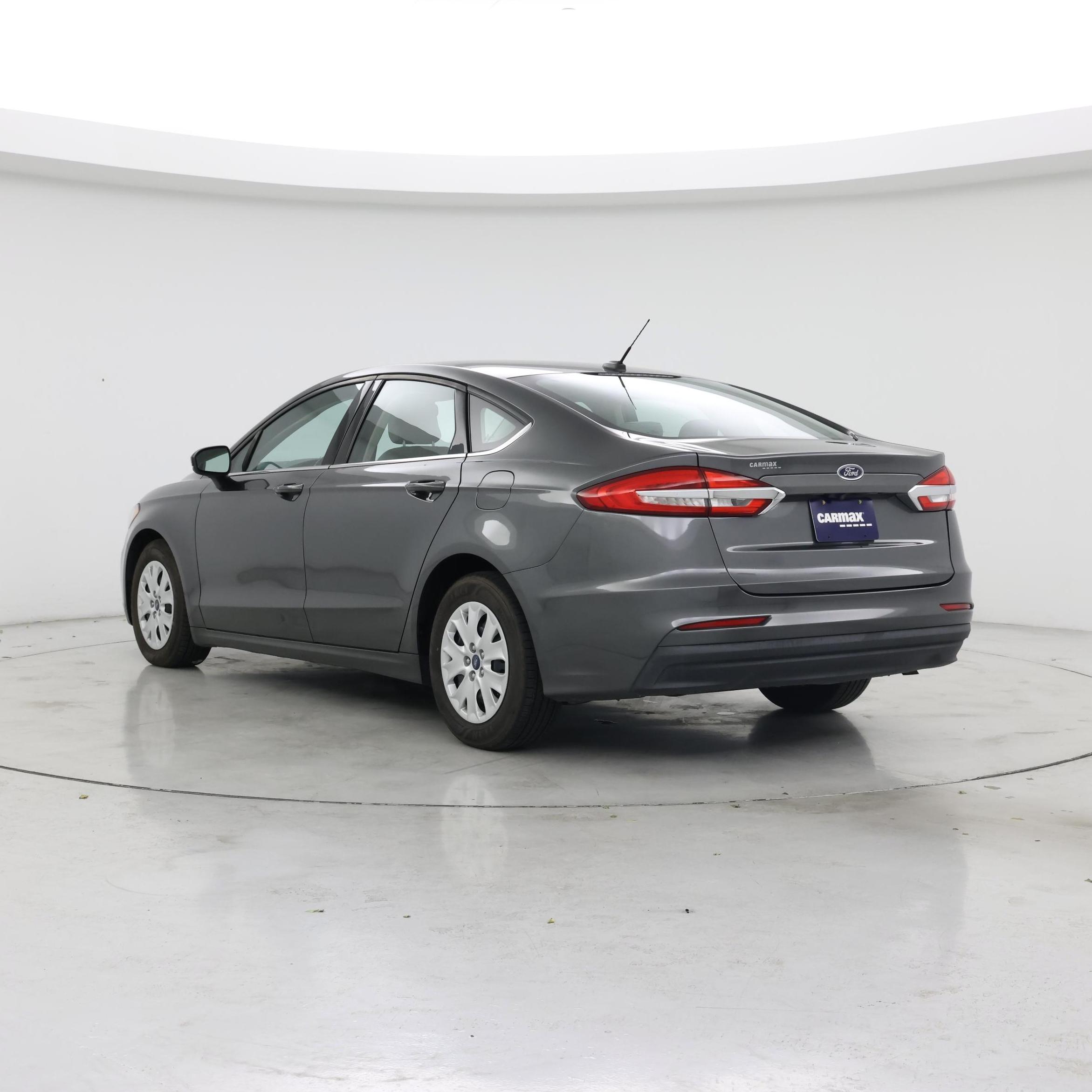 Thumbnail: 2019 Ford Fusion - 2
