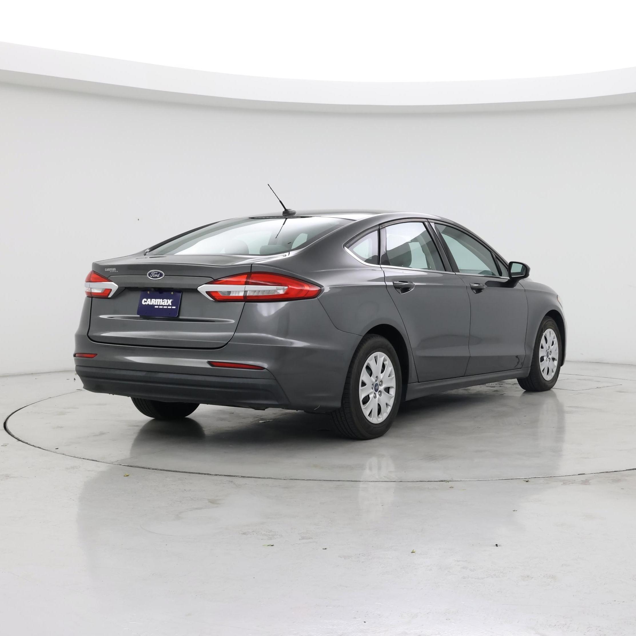 Thumbnail: 2019 Ford Fusion - 8