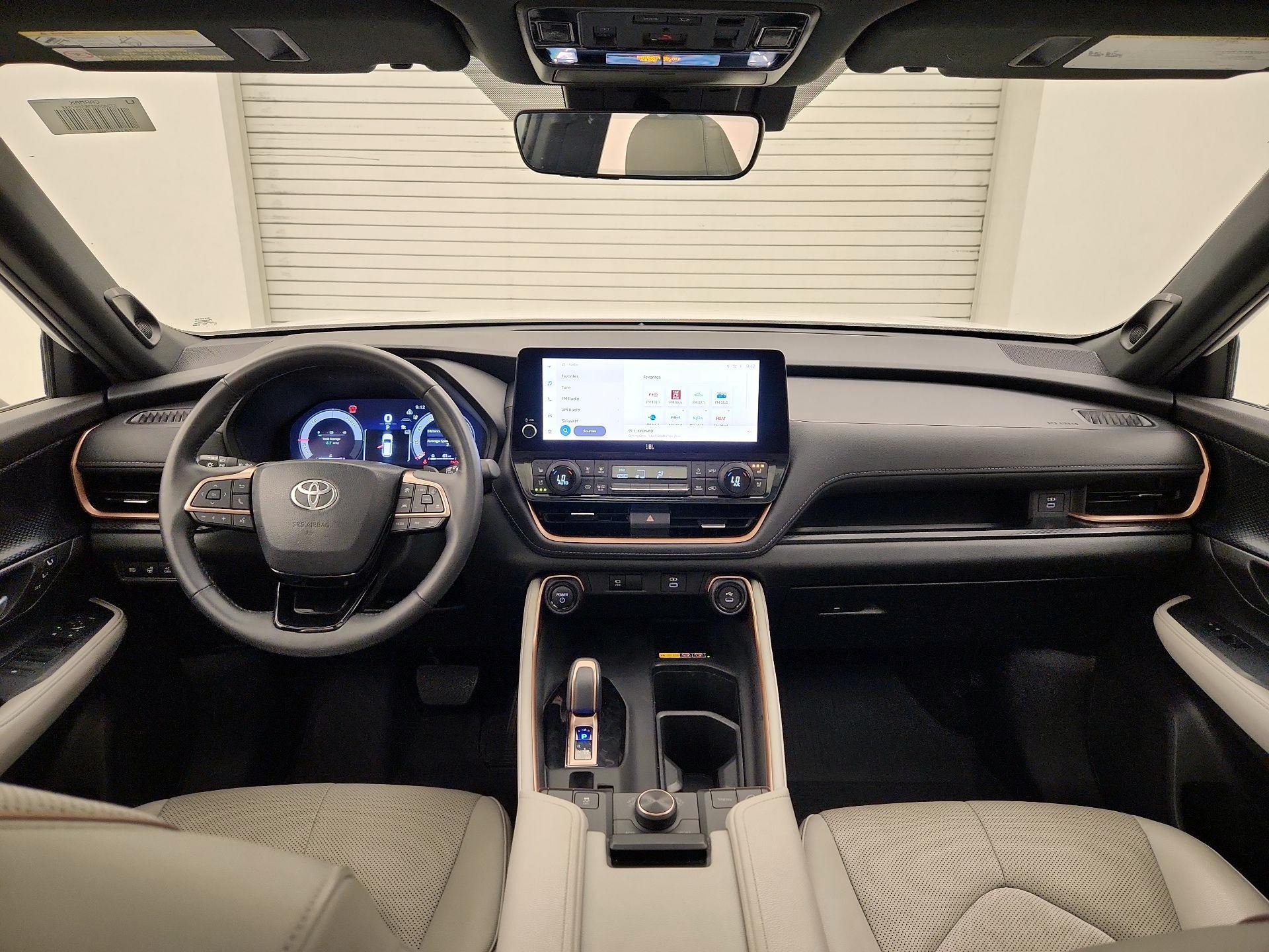 Thumbnail: 2024 Toyota Highlander - 9