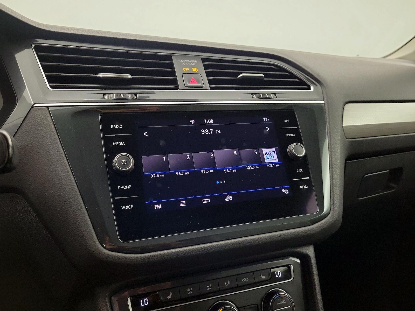 2020 Volkswagen Tiguan SEL - Photo 16