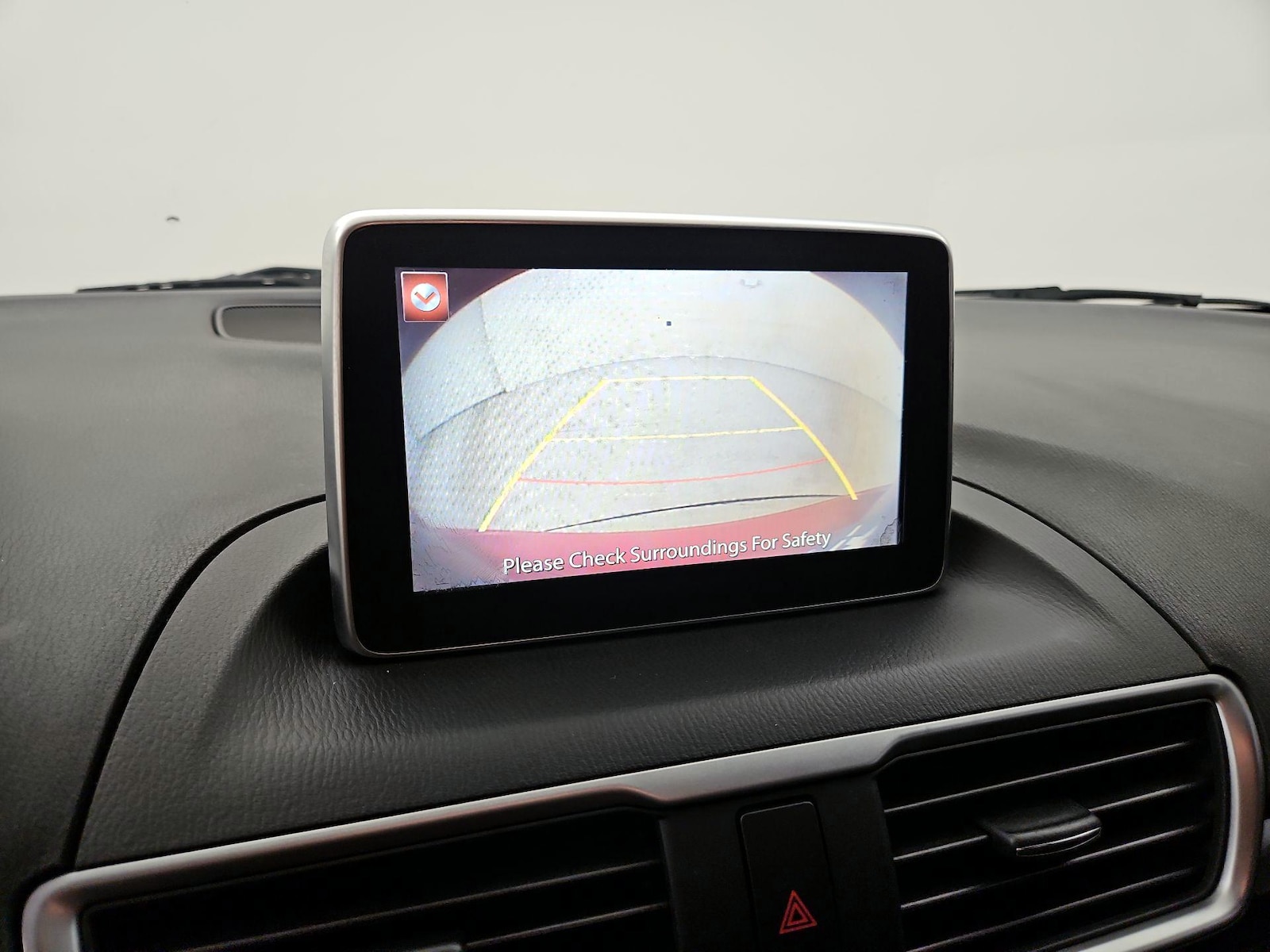 2014 Mazda MAZDA3 i Grand Touring - Photo 16
