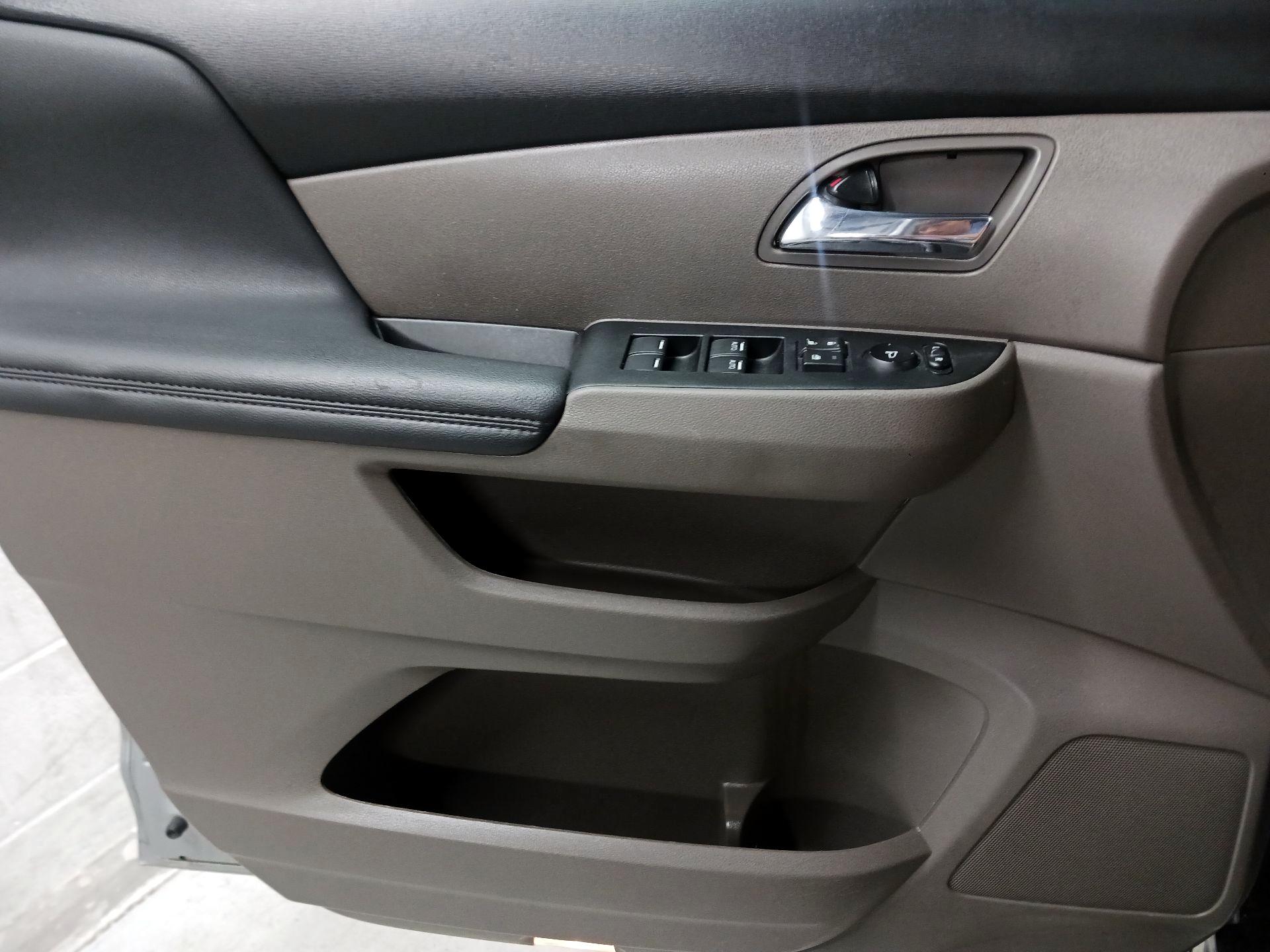 Thumbnail: 2016 Honda Odyssey - 10