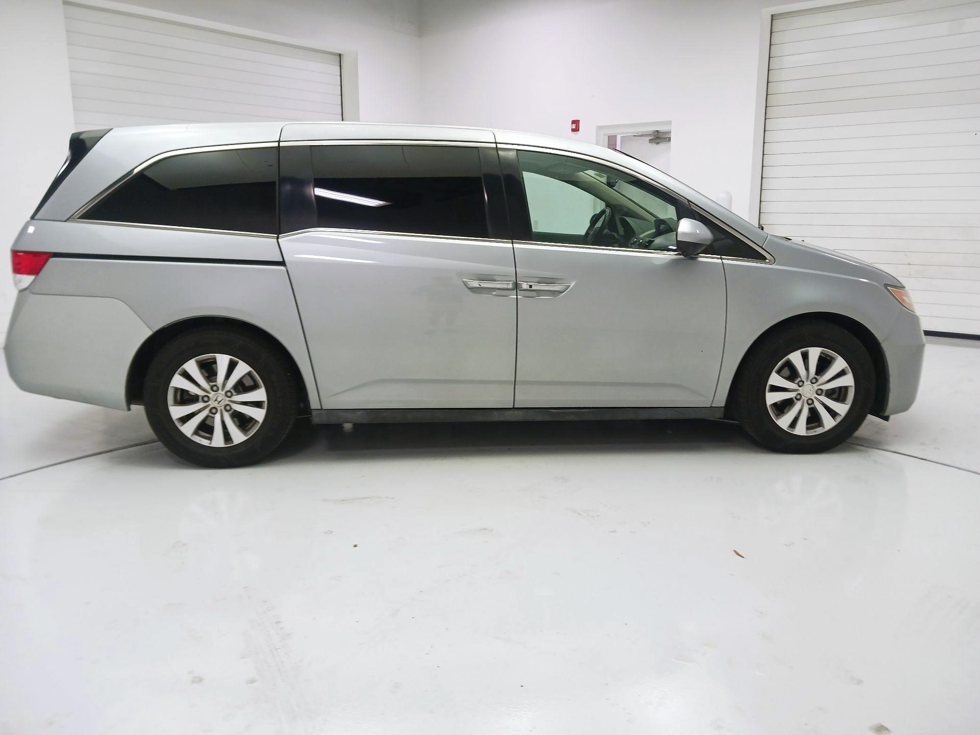 Thumbnail: 2016 Honda Odyssey - 4