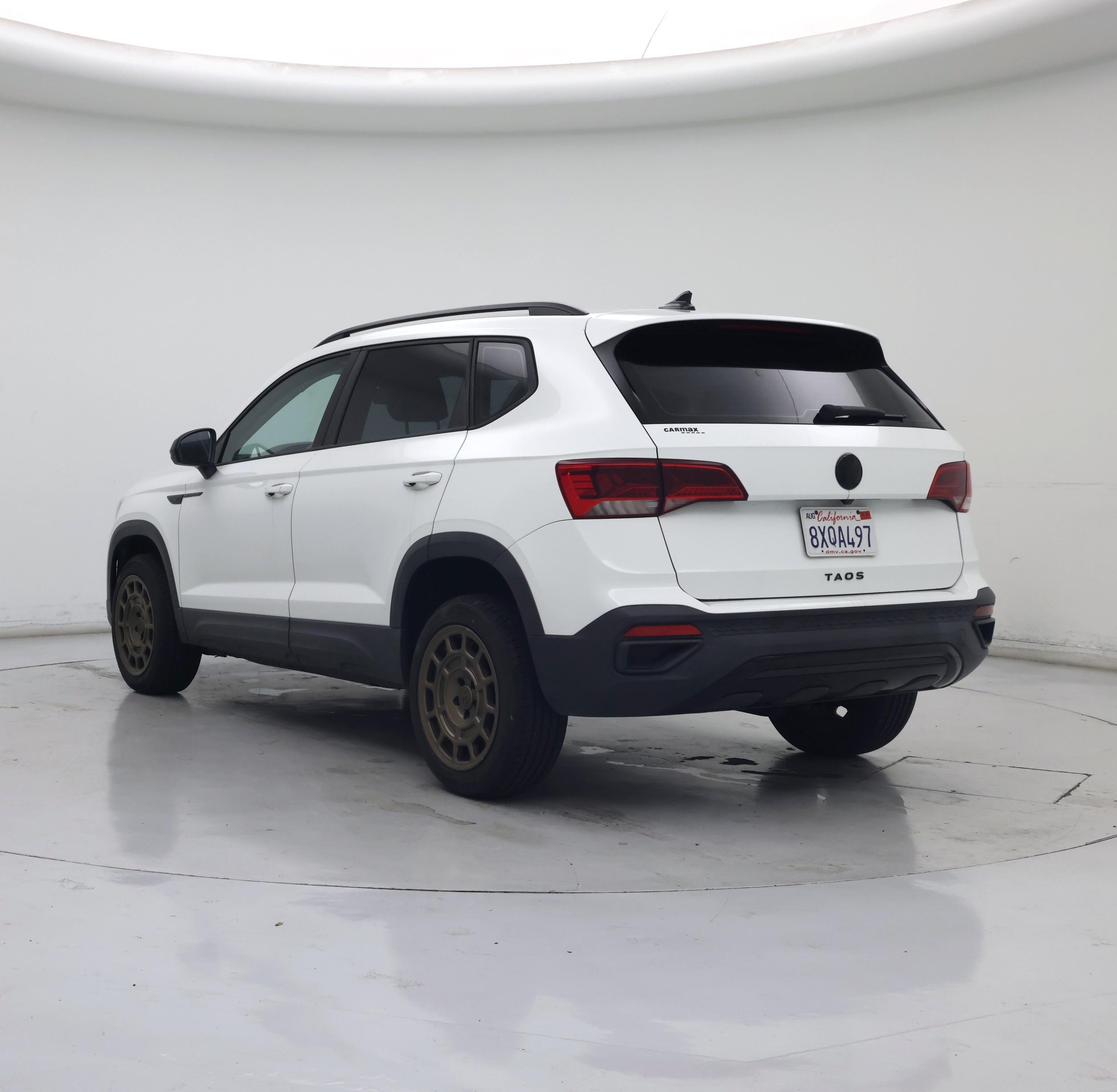 Thumbnail: 2022 Volkswagen Taos - 2