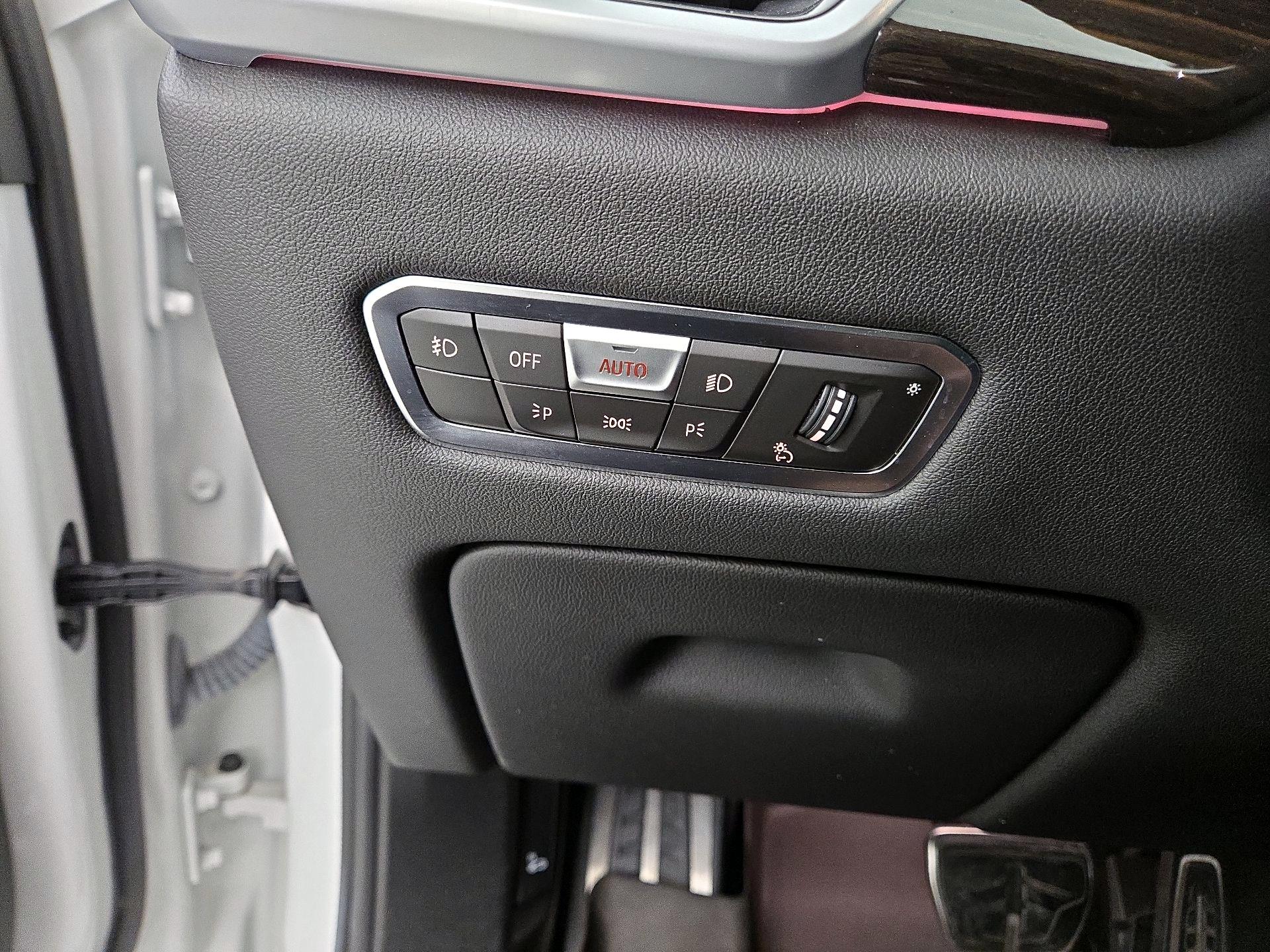 Thumbnail: 2021 BMW X5 - 13