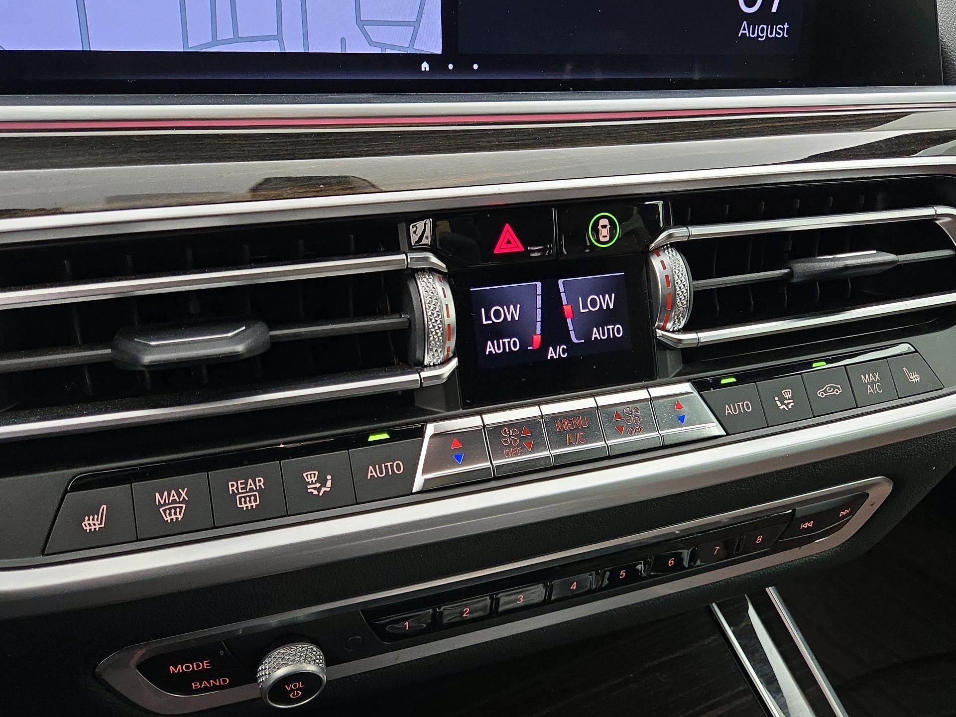 Thumbnail: 2021 BMW X5 - 17