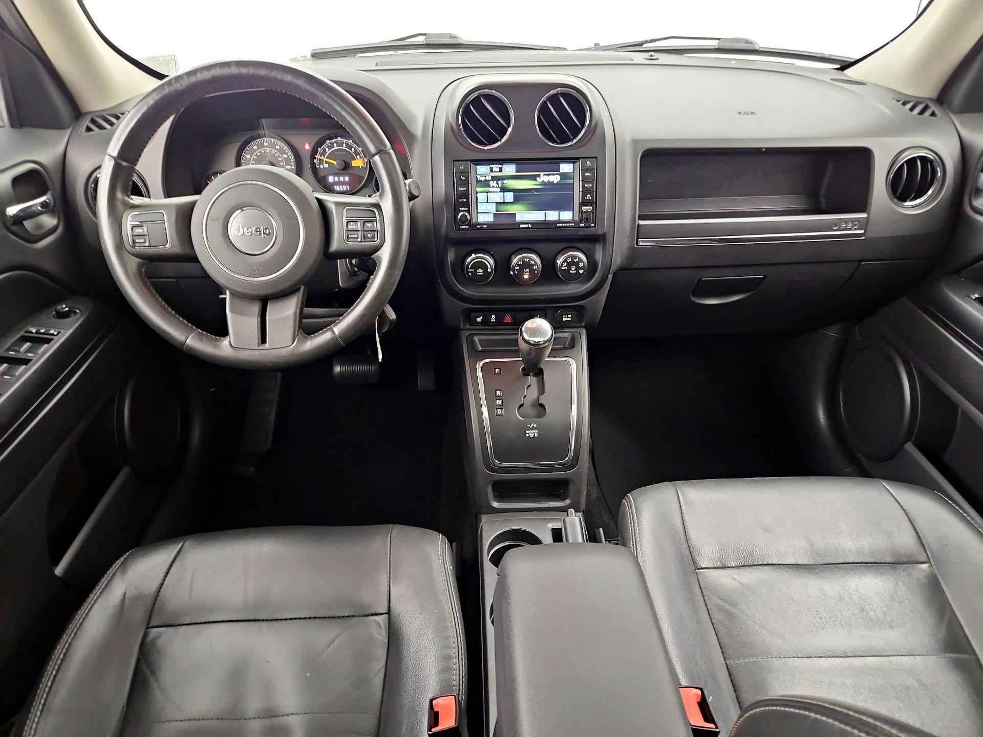 Thumbnail: 2017 Jeep Patriot - 9