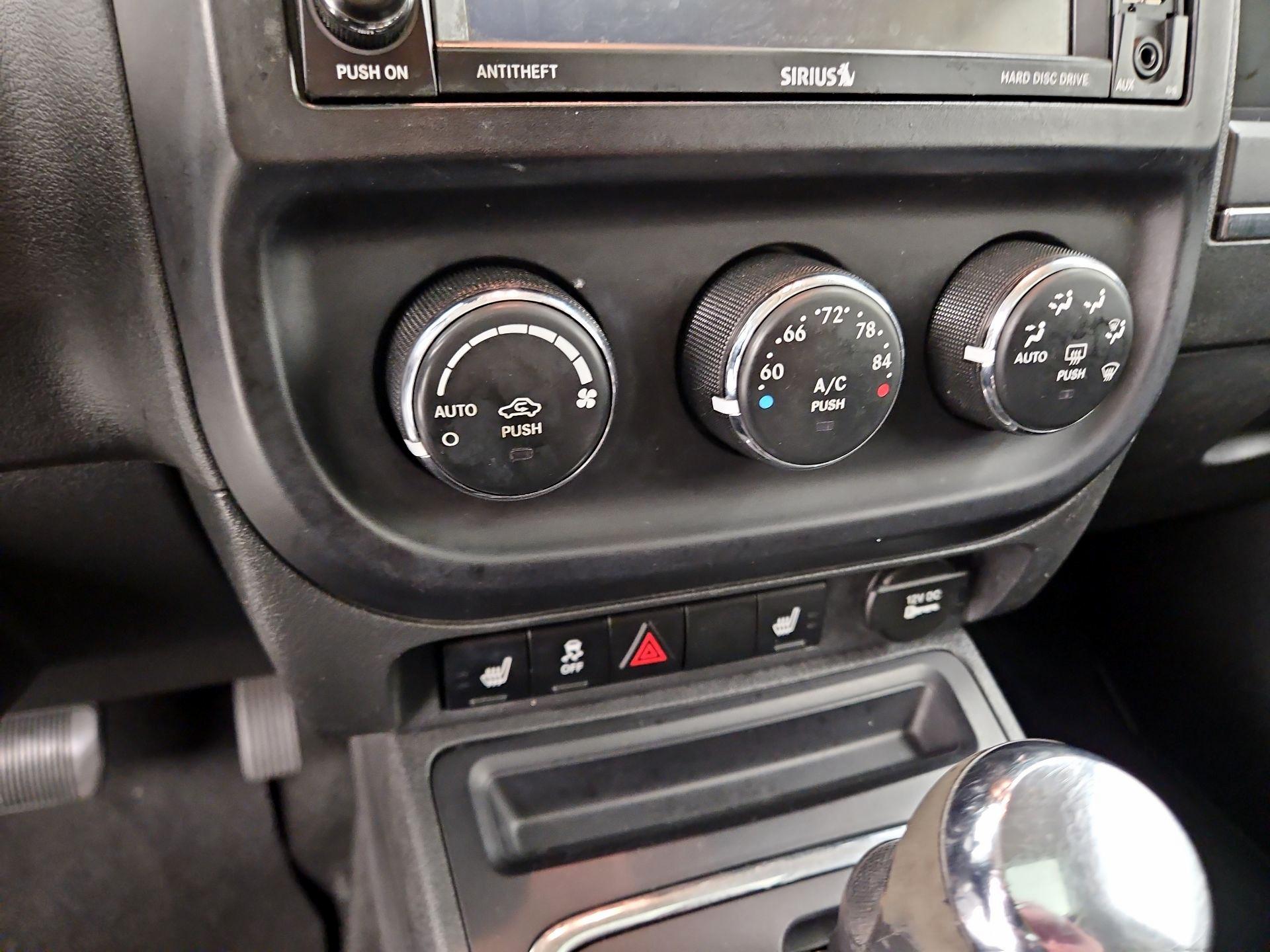 Thumbnail: 2017 Jeep Patriot - 15