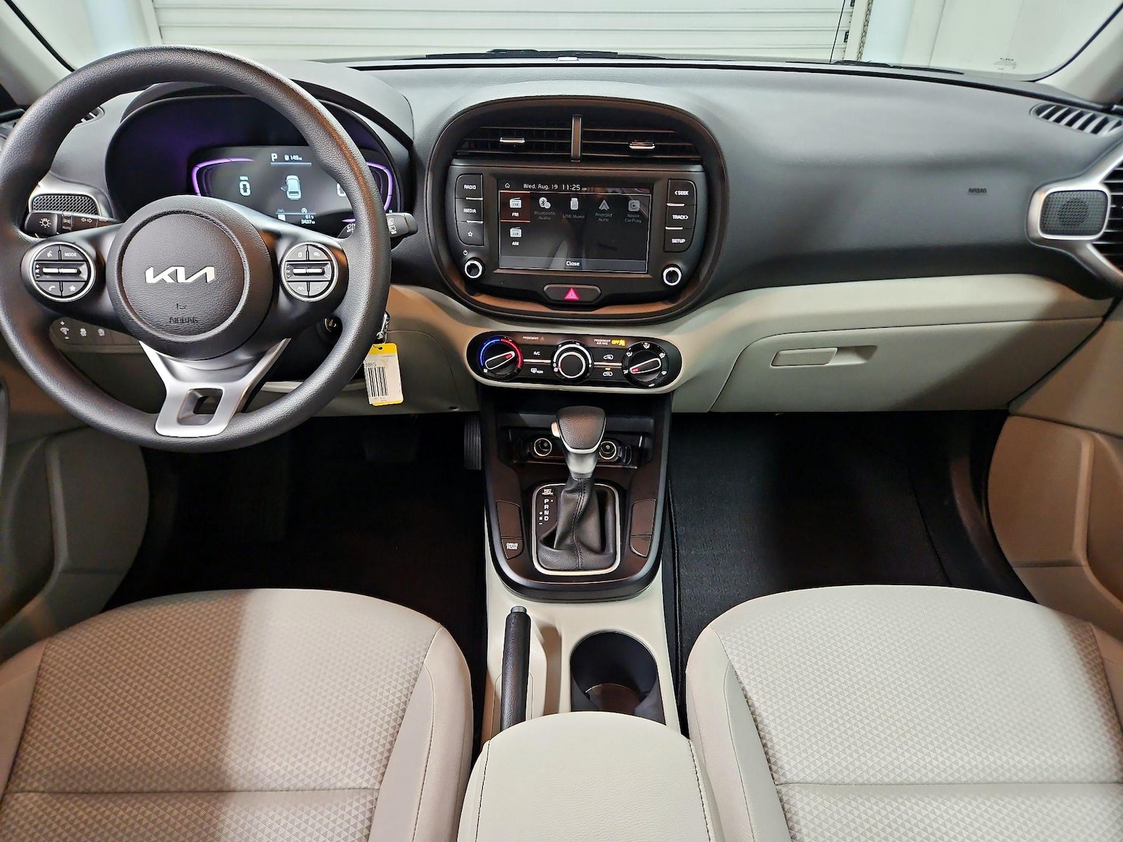 Apple CarPlay® & Android Auto™