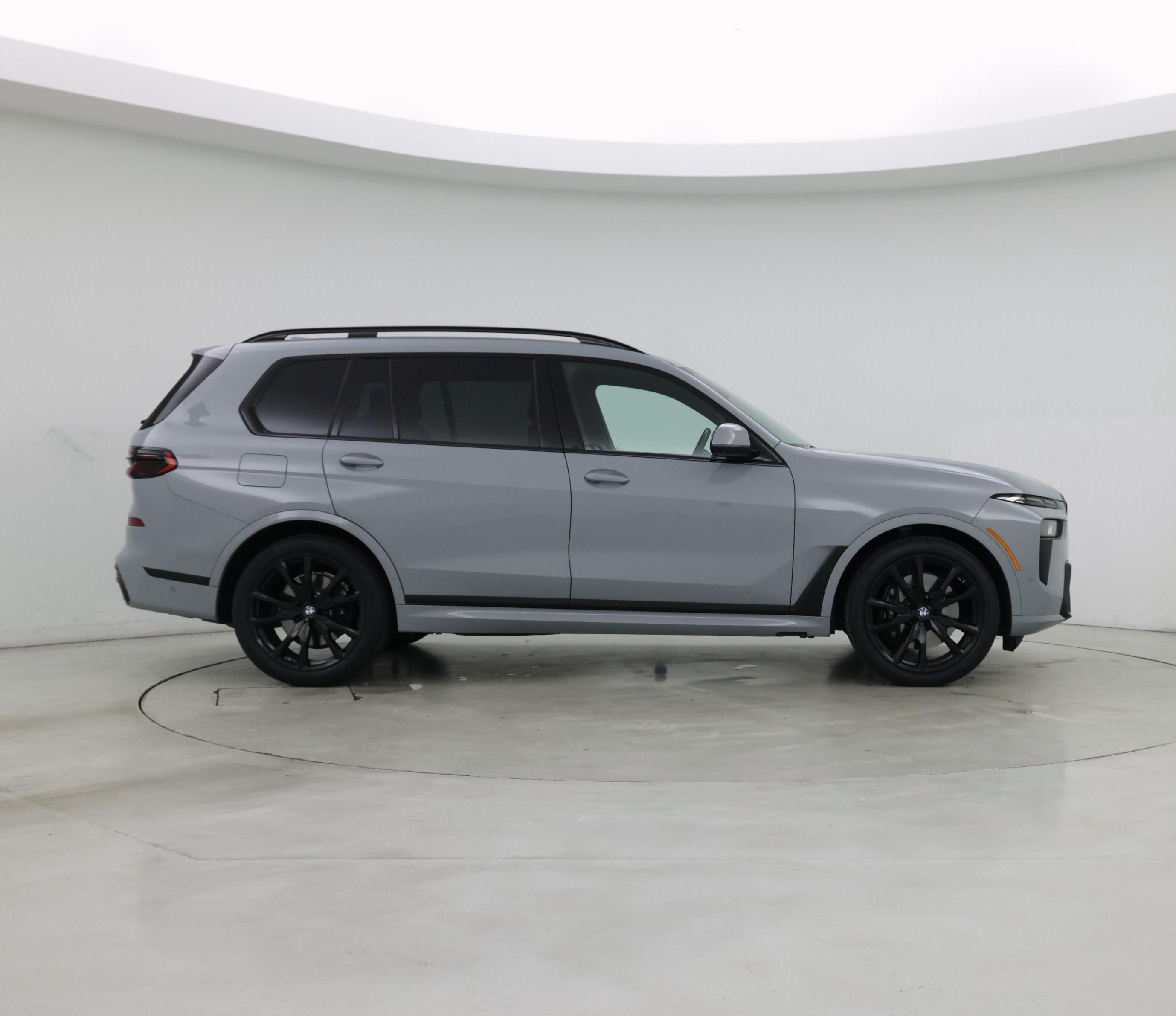 Thumbnail: 2025 BMW X7 - 7