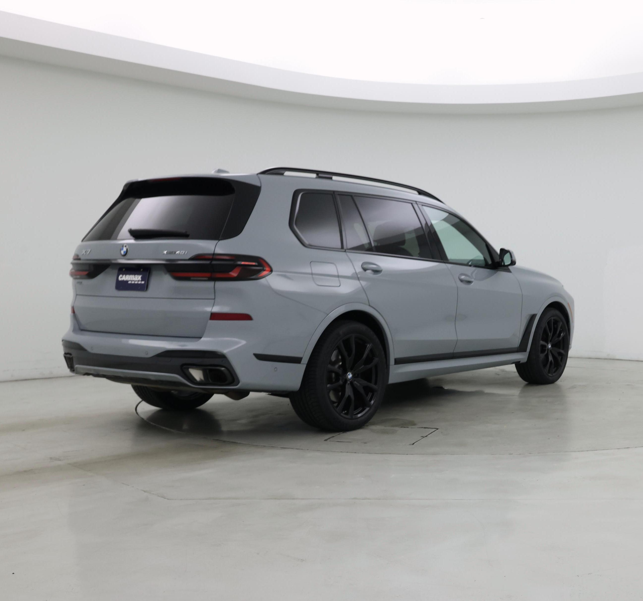 Thumbnail: 2025 BMW X7 - 8