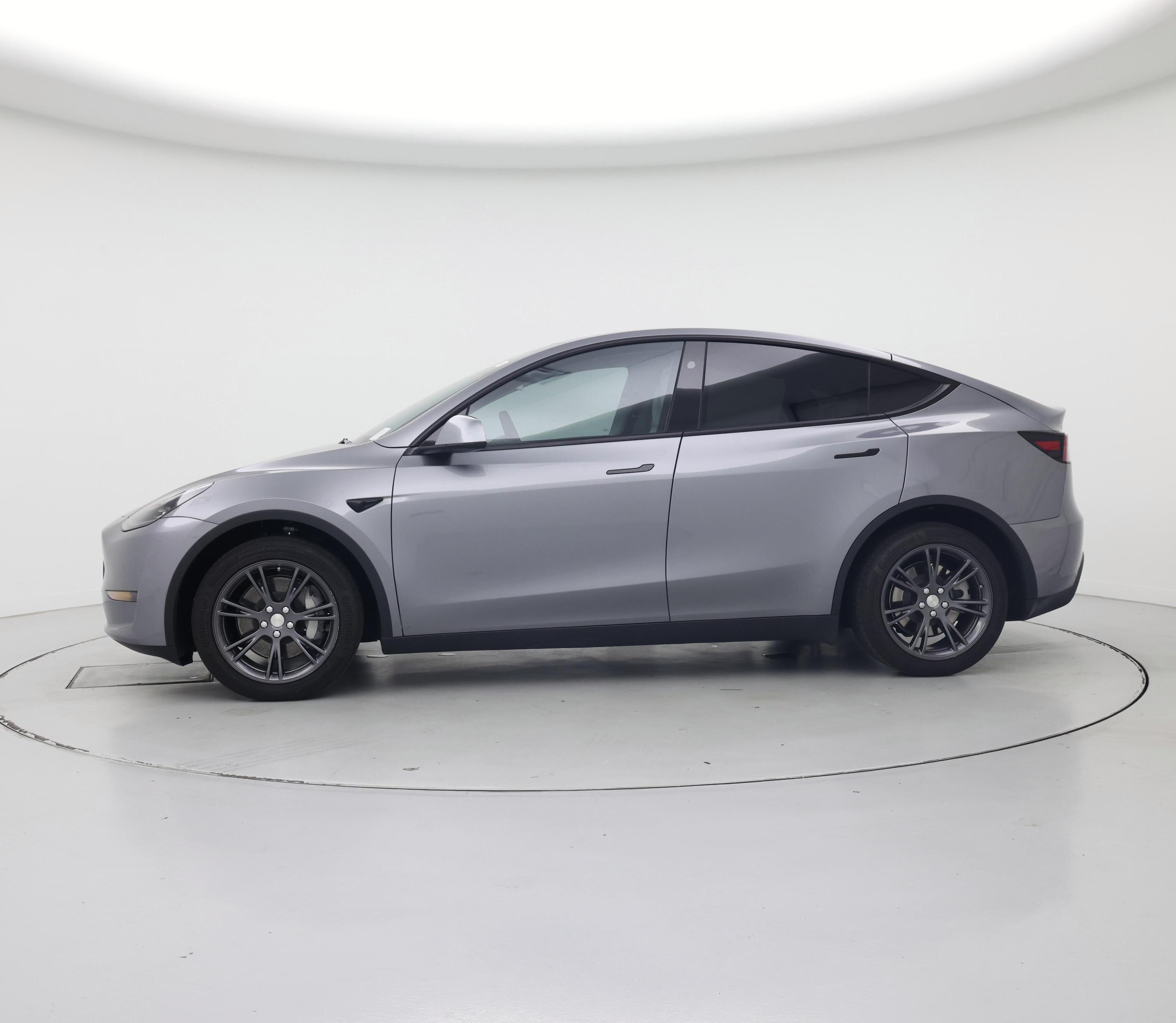 Thumbnail: 2025 Tesla Model Y - 3