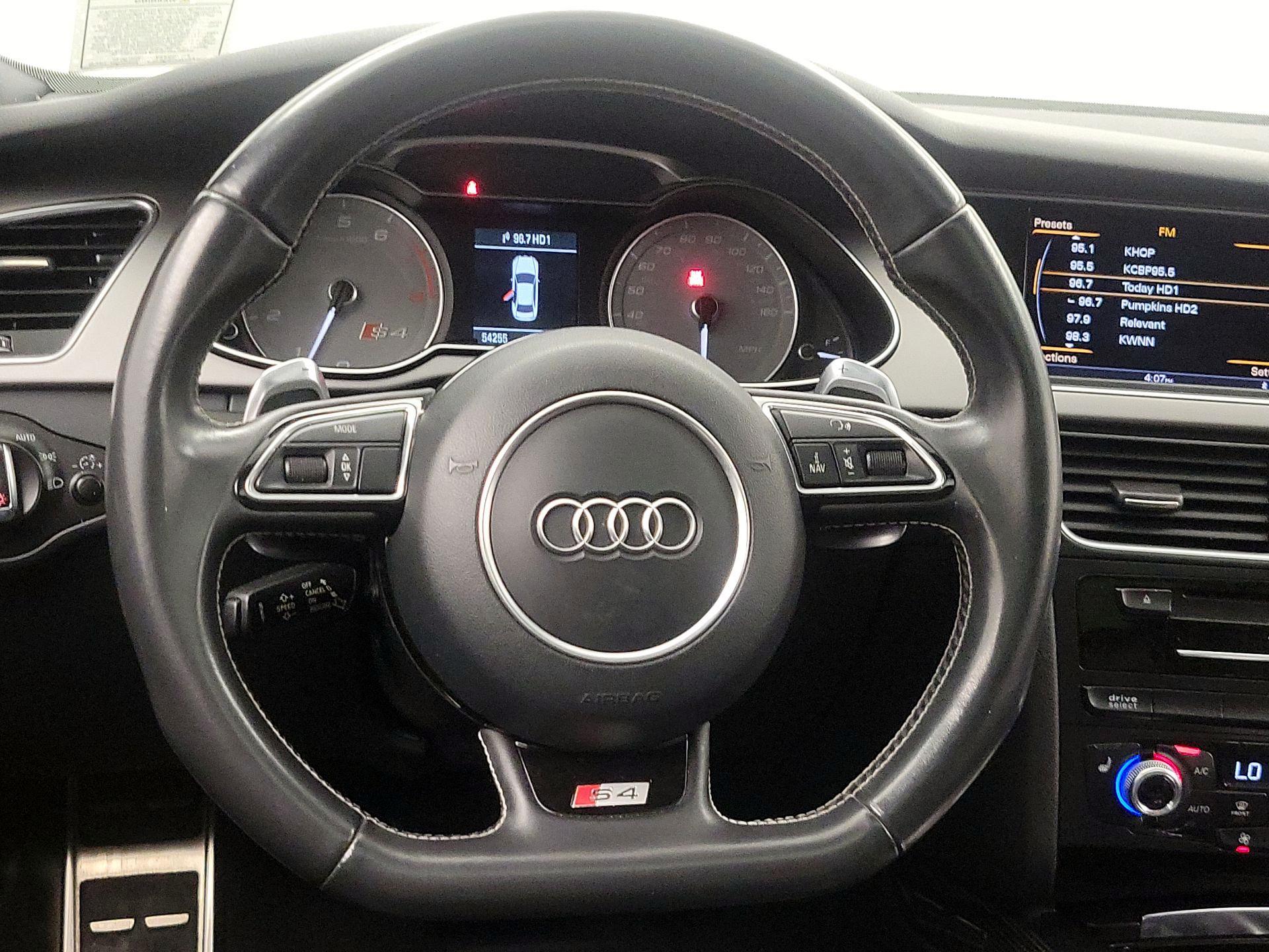 Thumbnail: 2015 Audi S4 - 10