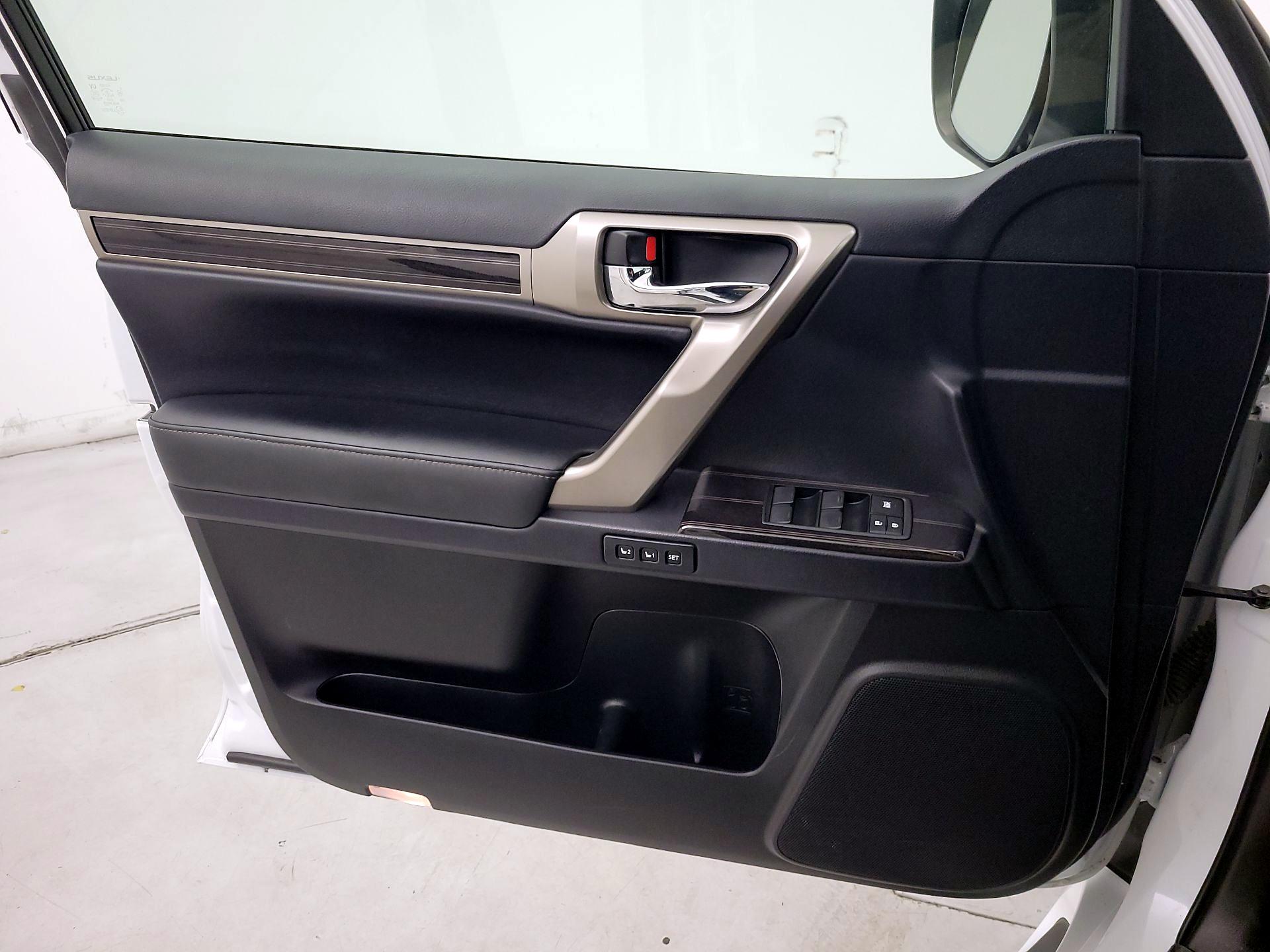 Thumbnail: 2020 Lexus GX - 12