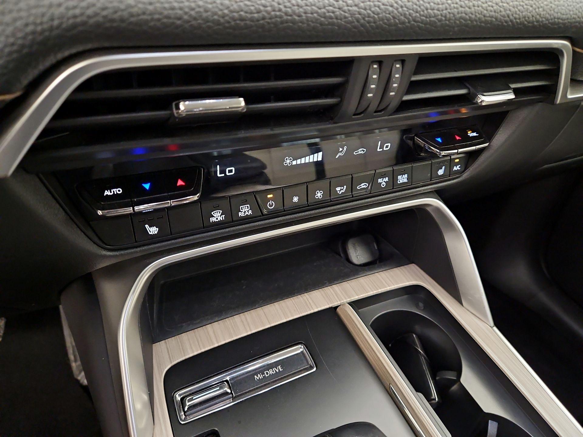 Thumbnail: 2024 Mazda CX-90 - 16