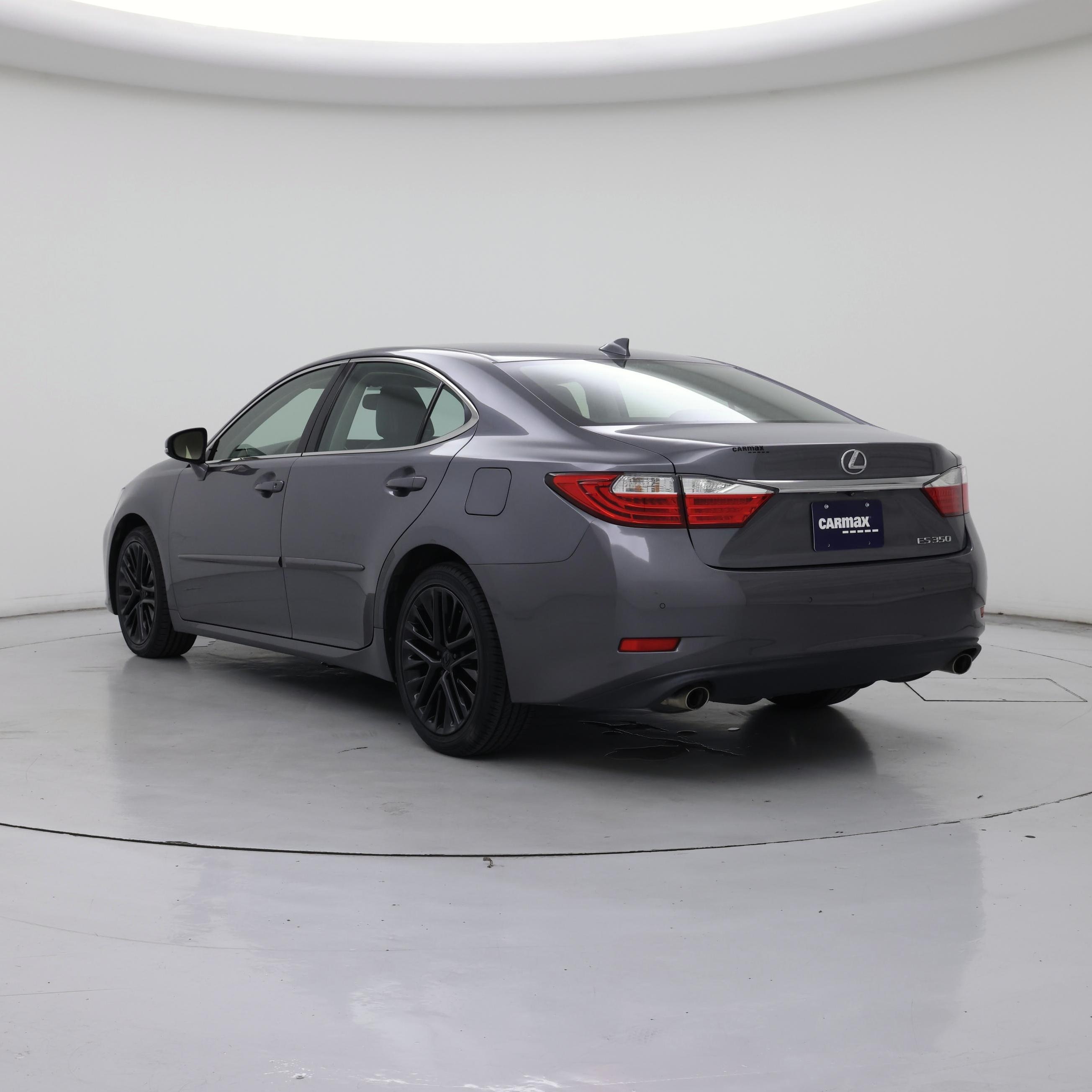 Thumbnail: 2015 Lexus ES - 2