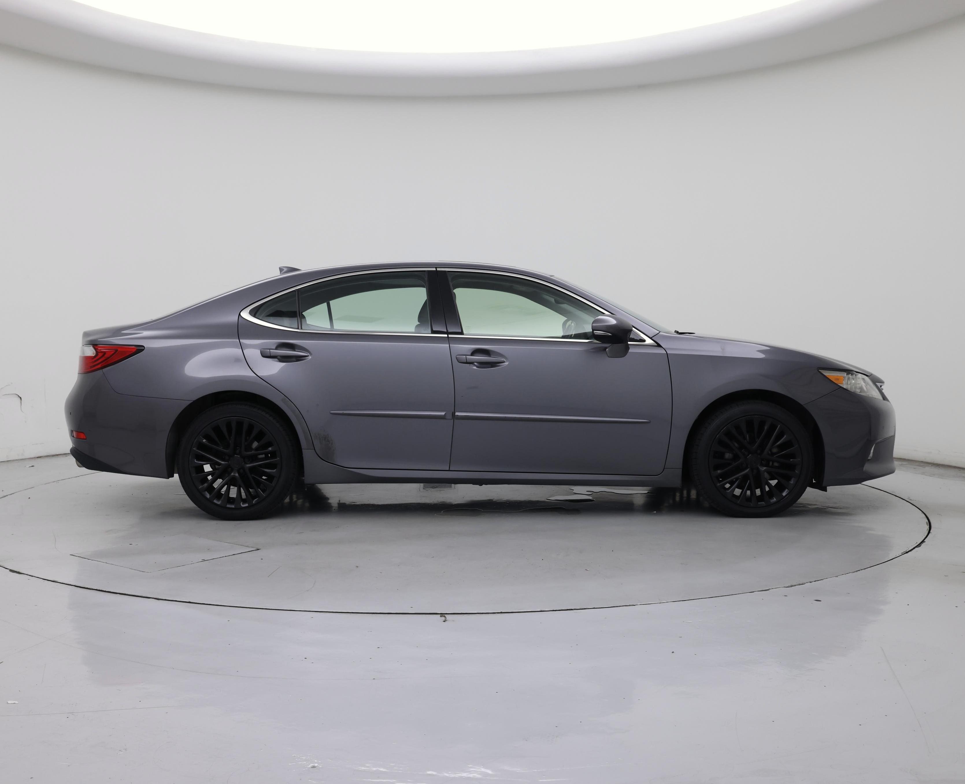 Thumbnail: 2015 Lexus ES - 7