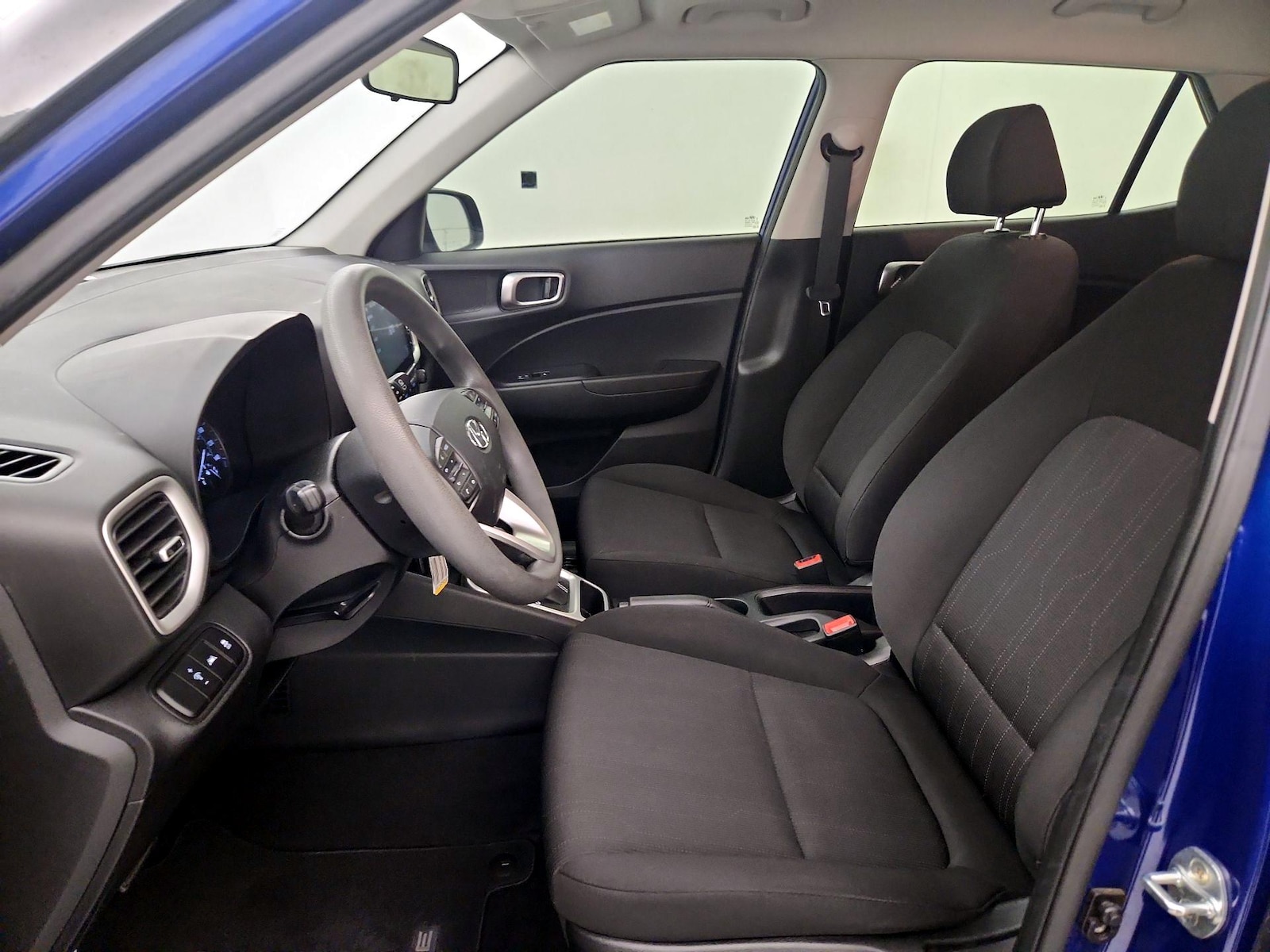 2021 Hyundai Venue SE - Photo 12