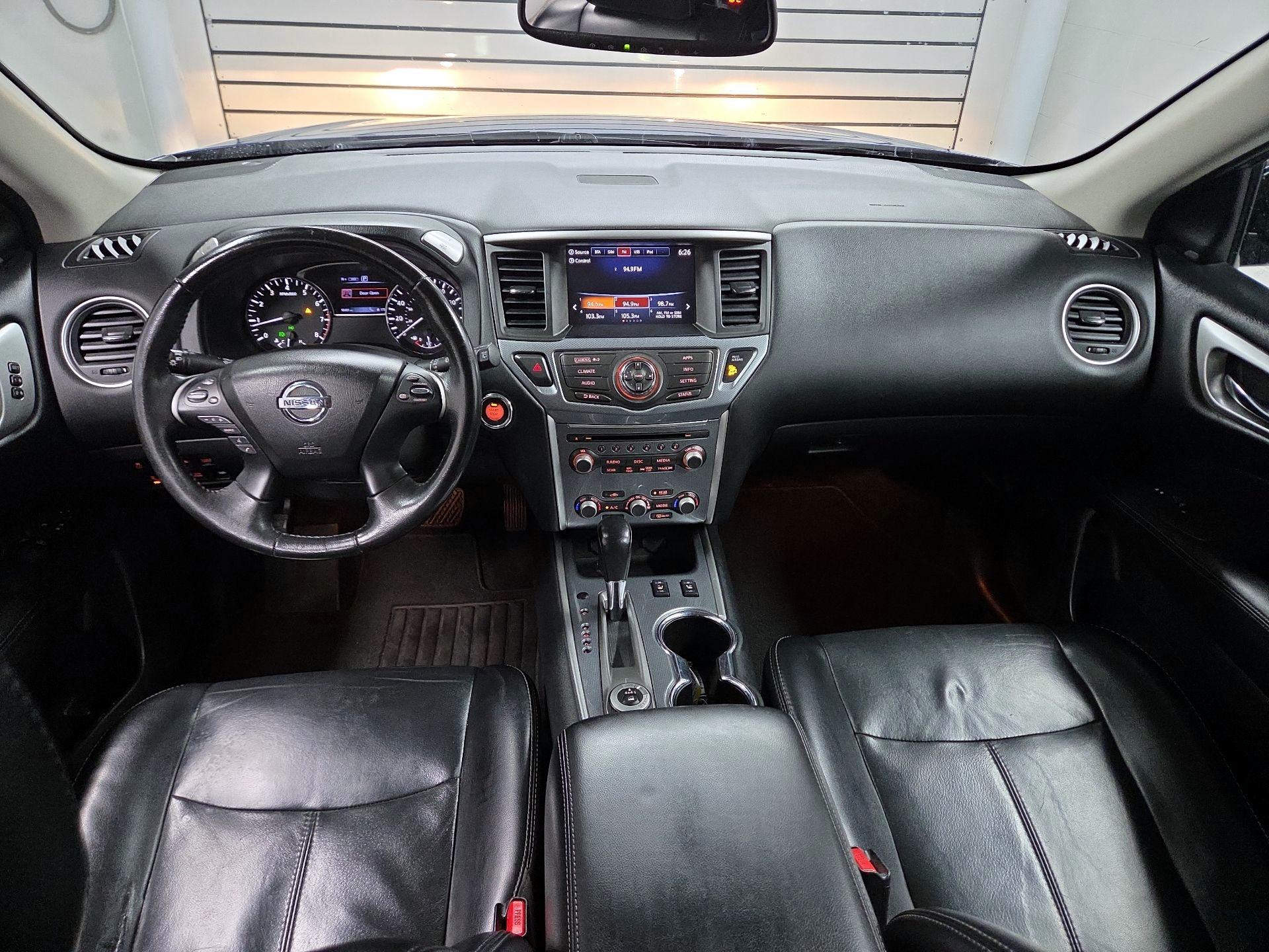 Thumbnail: 2017 Nissan Pathfinder - 8